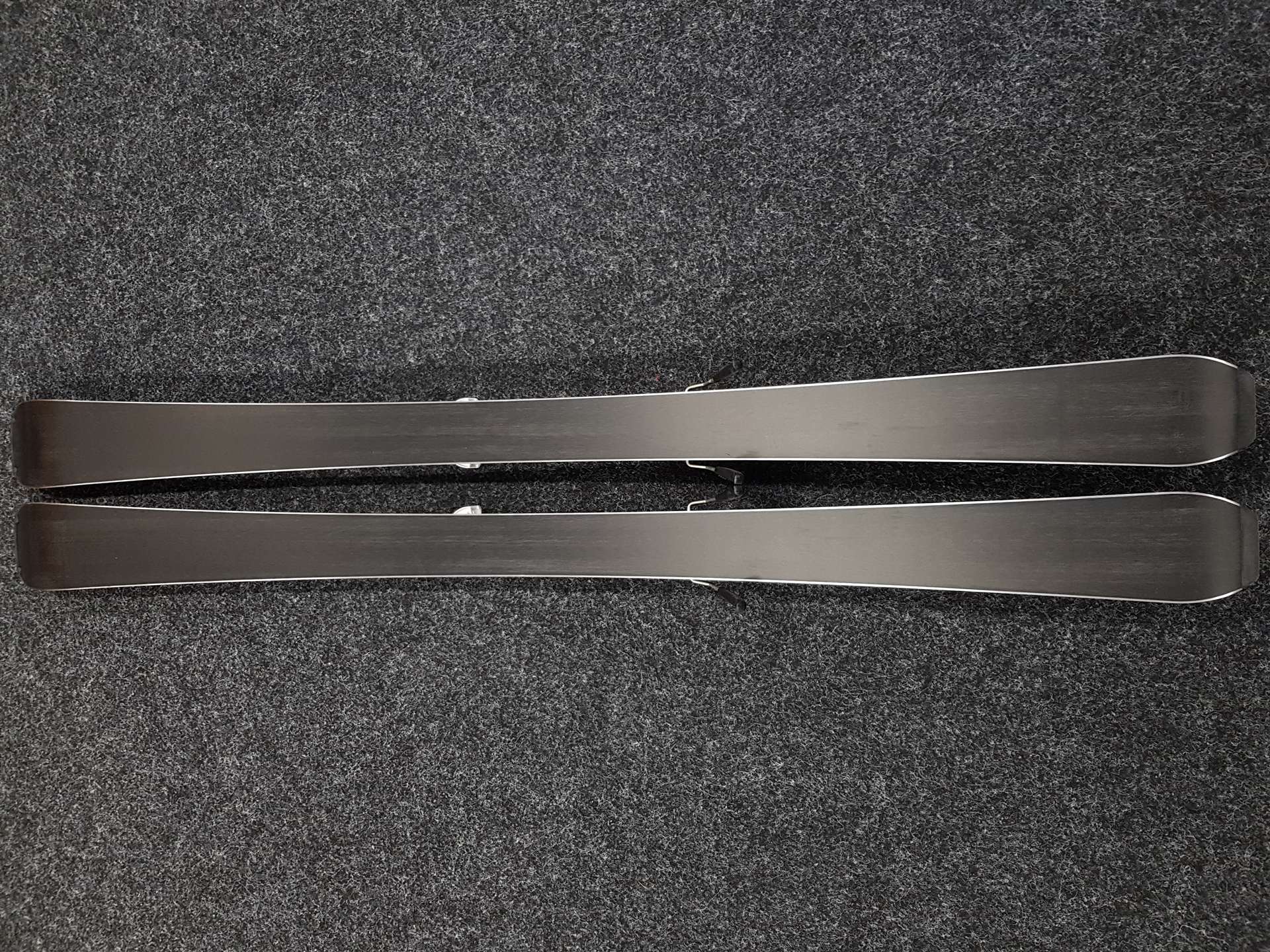 Použité lyže SPORTEN APOLLO + viazanie Tyrolia PR11