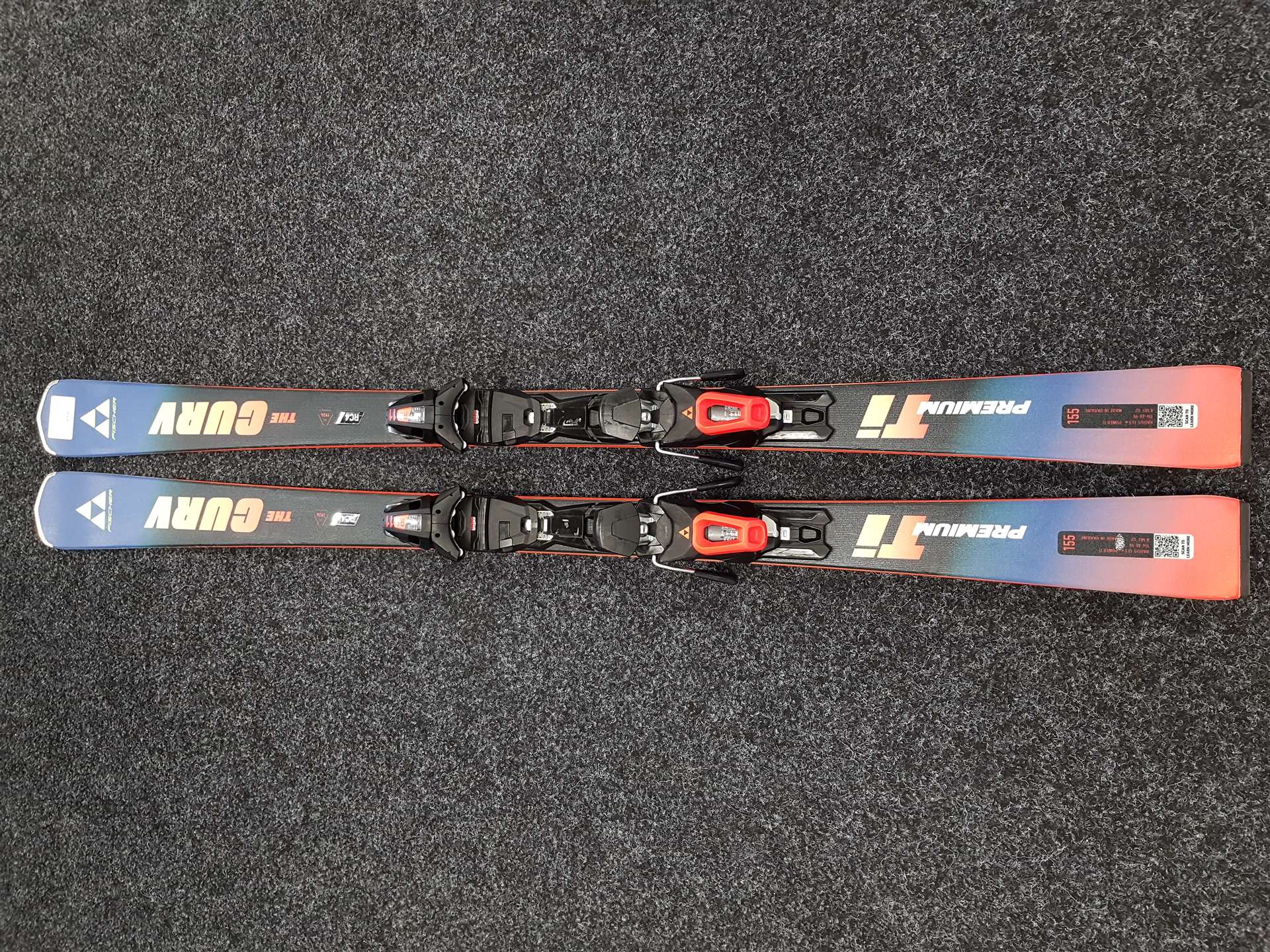 Použité lyže FISCHER The Curv  + viazanie Fischer RS11