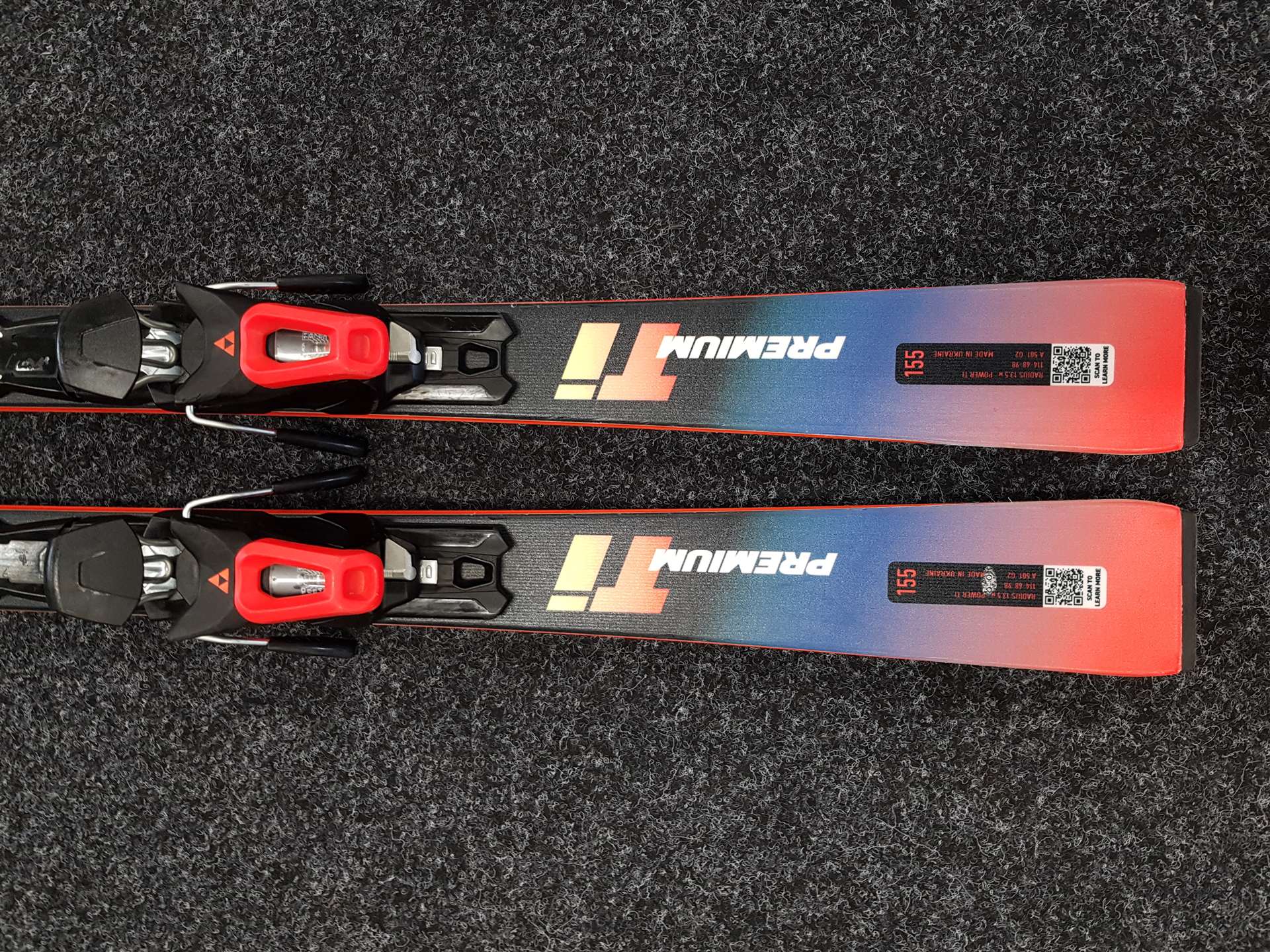 Použité lyže FISCHER The Curv  + viazanie Fischer RS11