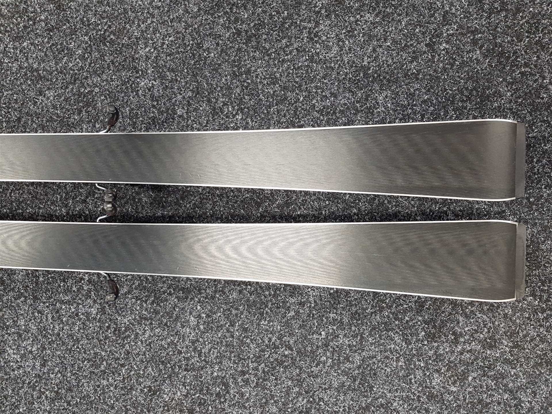 Použité lyže FISCHER The Curv  + viazanie Fischer RS11