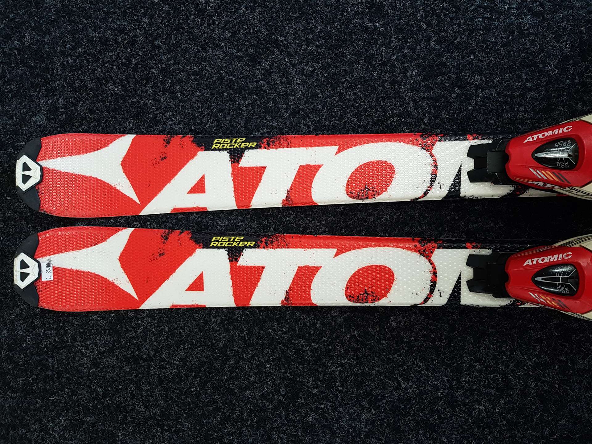 Použité lyže ATOMIC Redster + viazanie Atomic XT 7.5