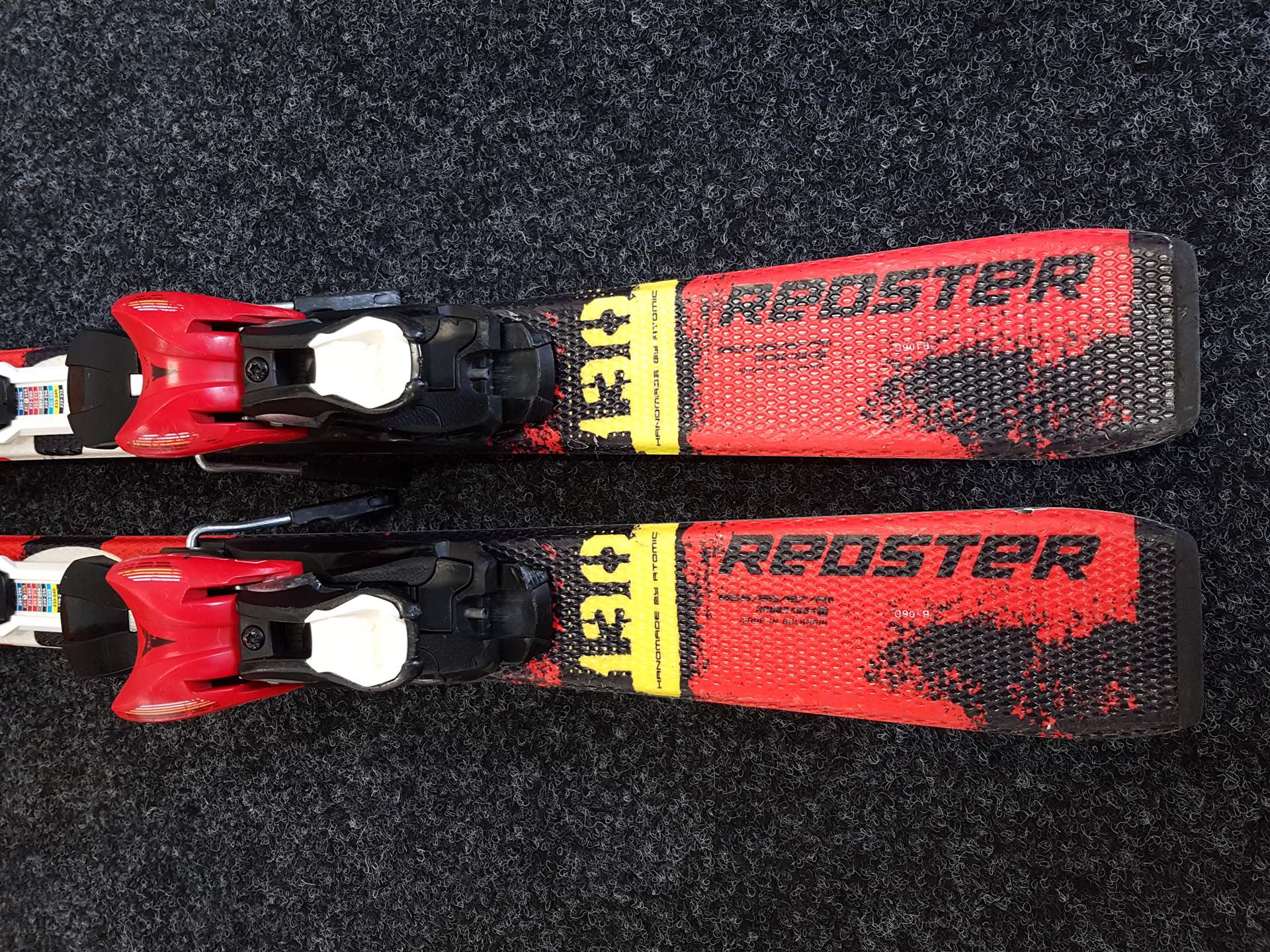 Použité lyže ATOMIC Redster + viazanie Atomic XT 7.5