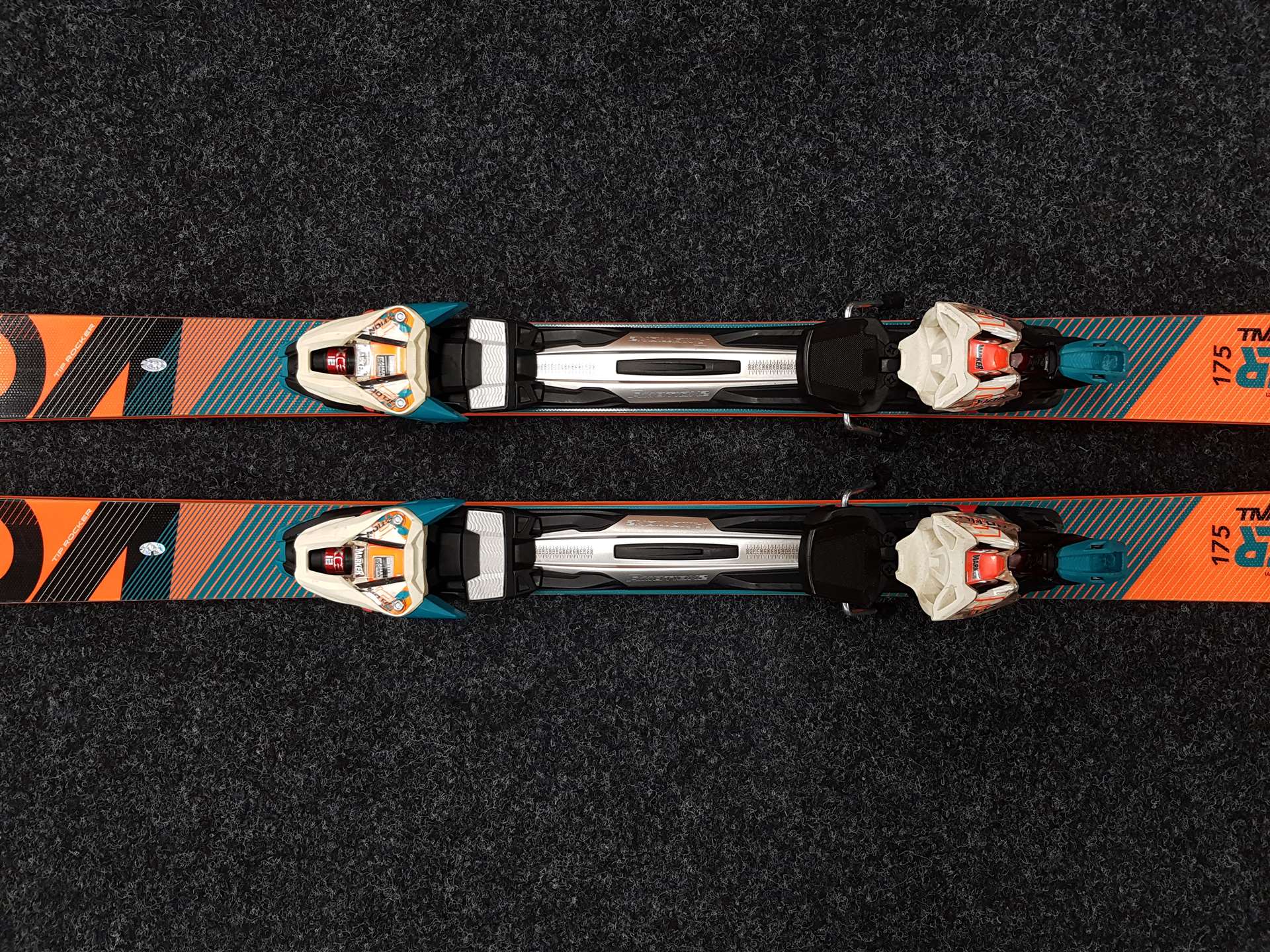 Použité lyže VOLKL Racetiger GS + viazanie Marker 12.0