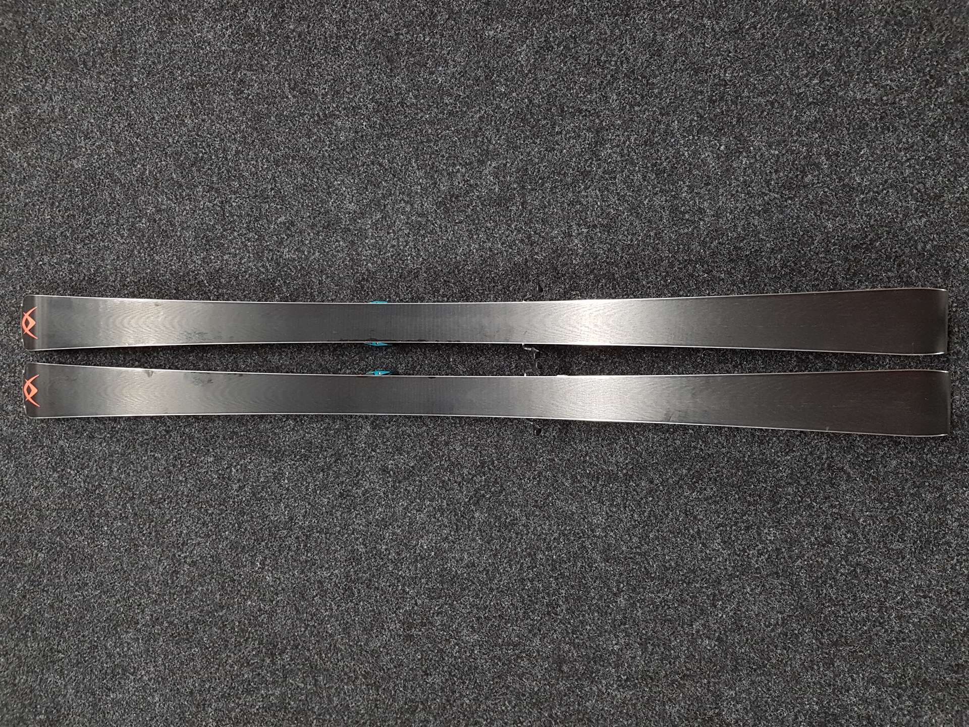 Použité lyže VOLKL Racetiger GS + viazanie Marker 12.0