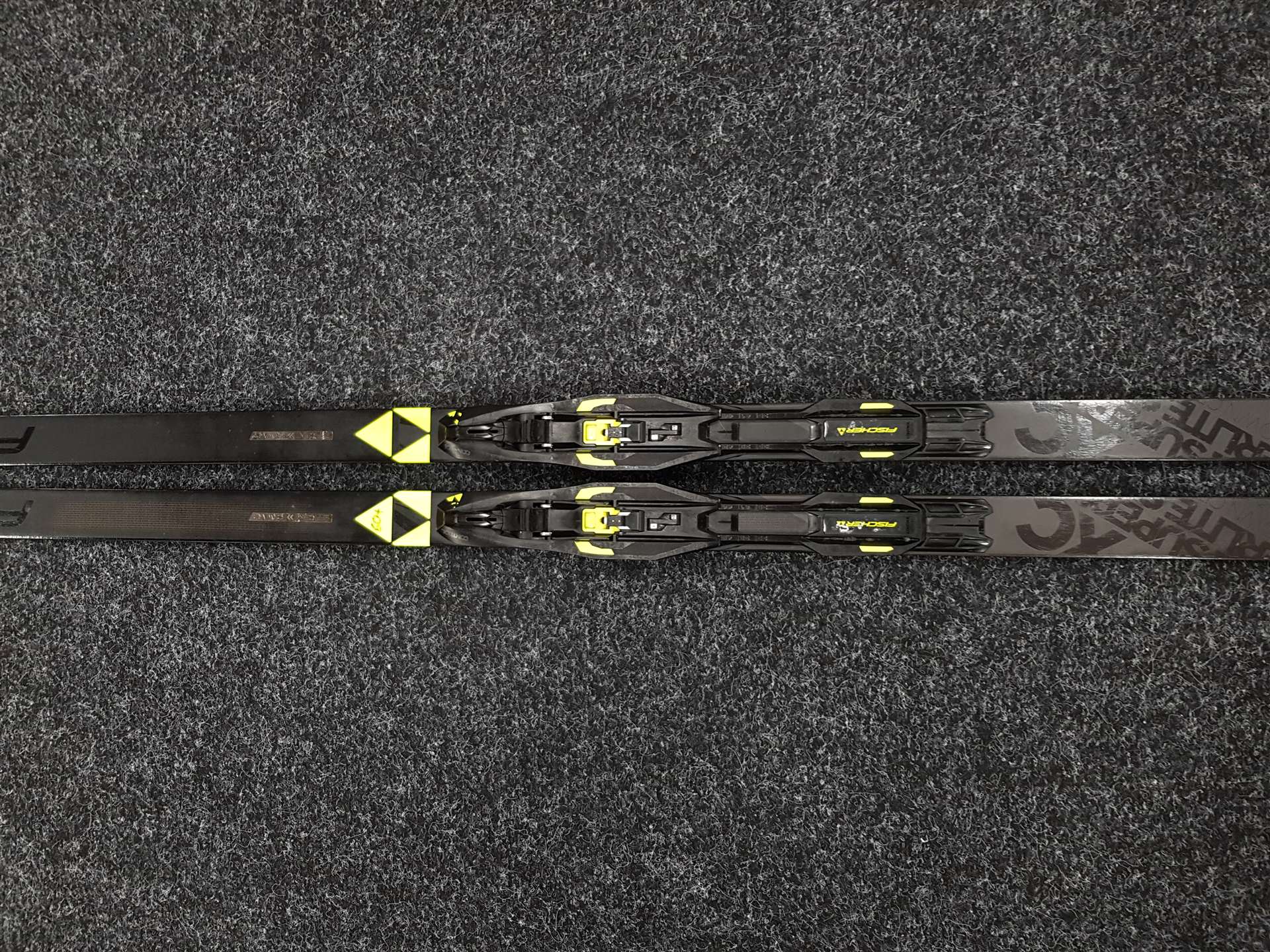 Použité bežecké lyže FISCHER XC Superlite Crown + viazanie NNN Fischer Control