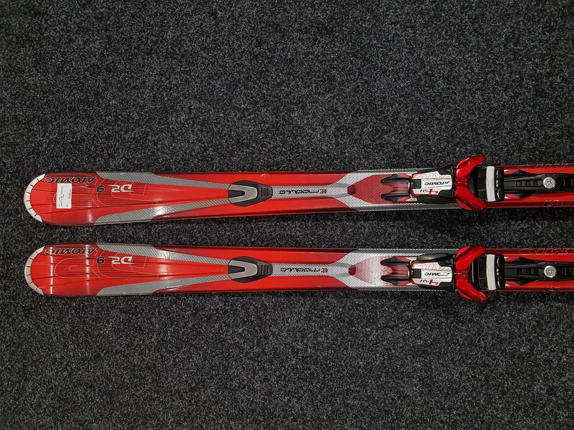 Bazárové lyže  Atomic D2 9 Titan