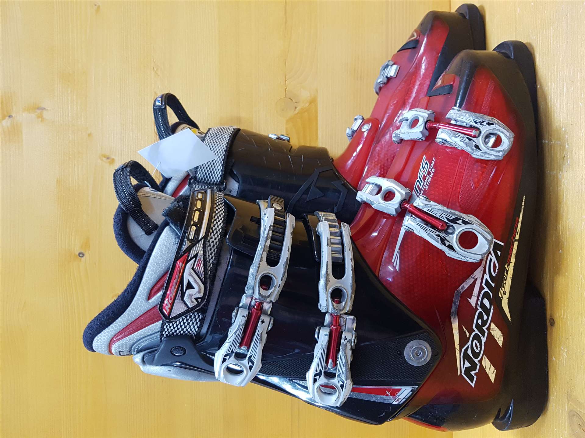 Použité lyžiarky Nordica Sport Machine