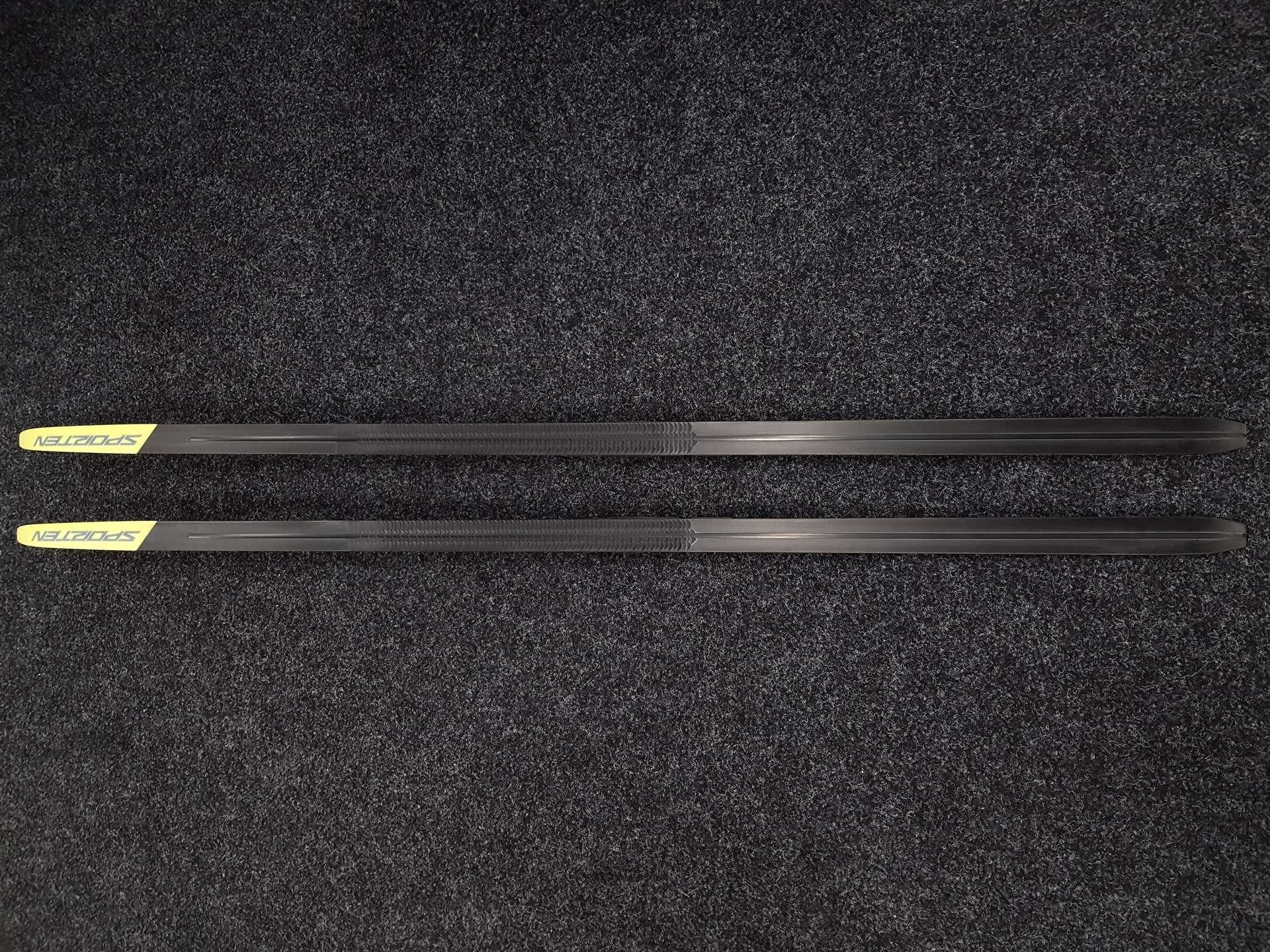 Použité bežecké lyže SPORTEN Bohemia Plus + viazanie NNN Spine S