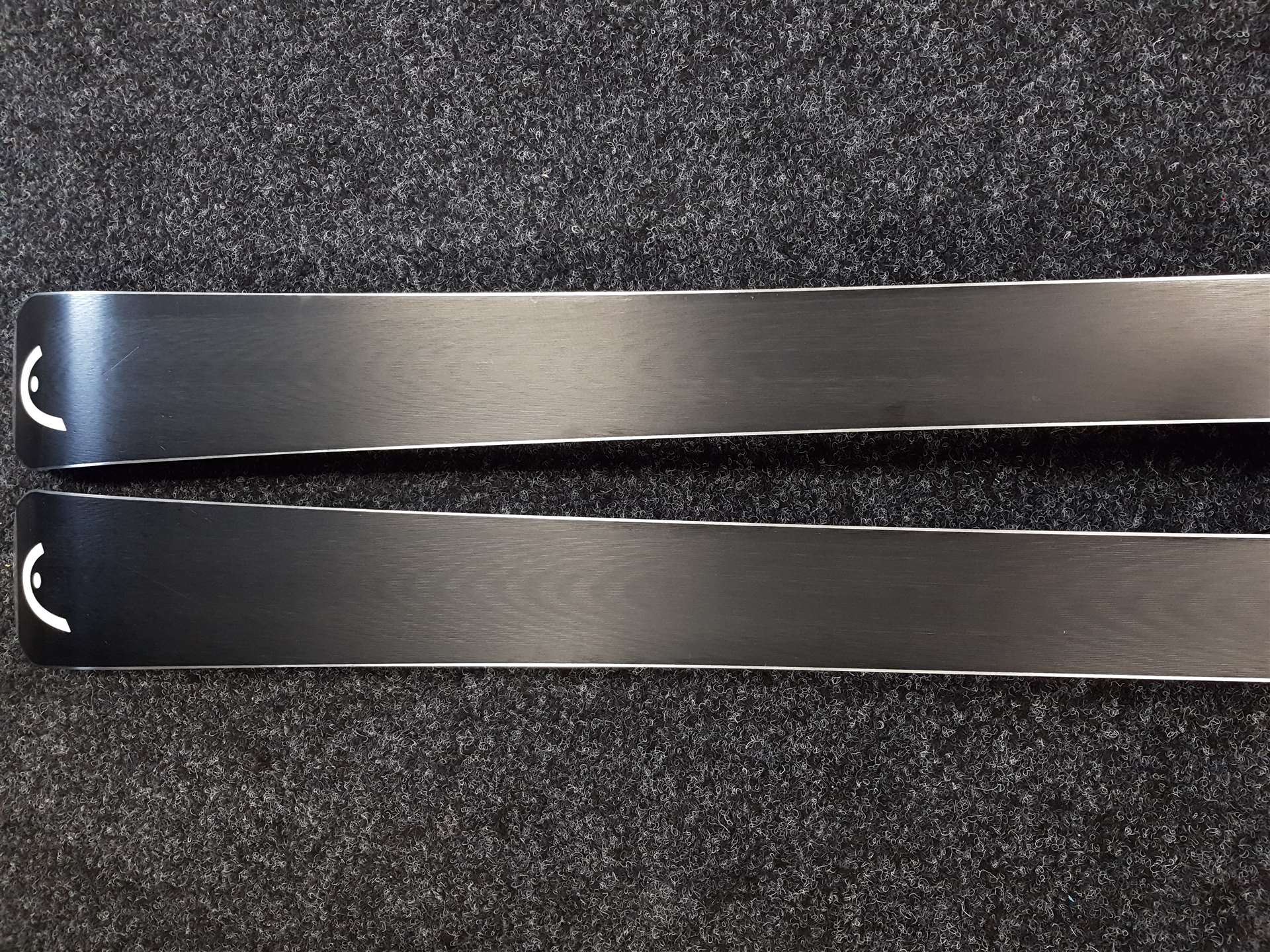 Použité lyže HEAD Super Shape + viazanie Head PRO 12