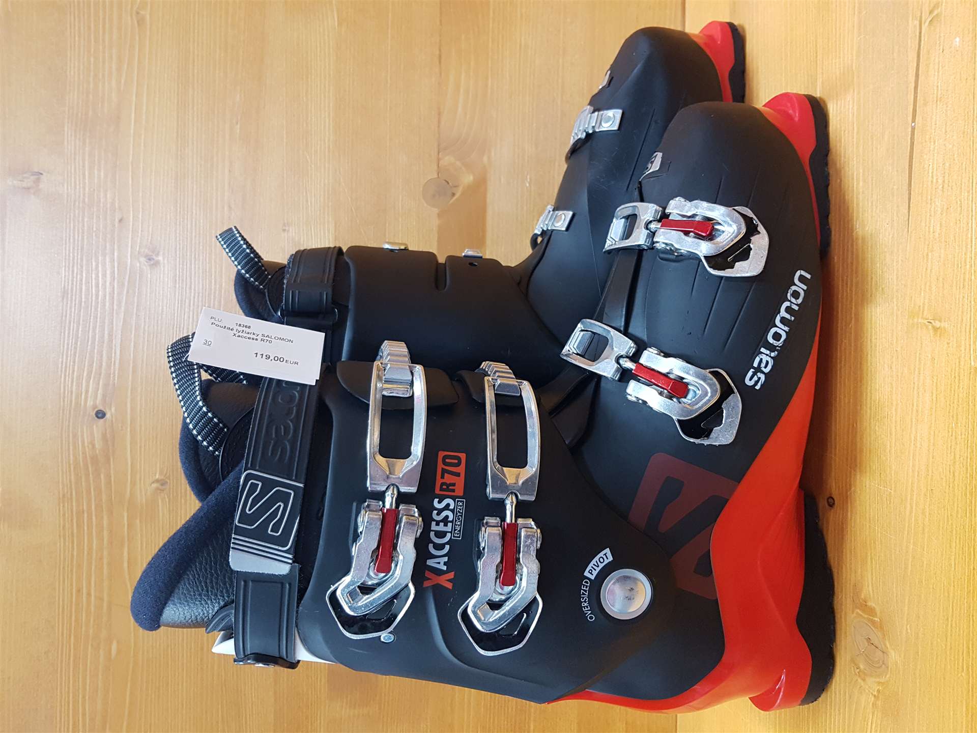 Použité lyžiarky SALOMON Xaccess R70