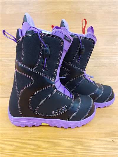 Použité snowboardové topánky BURTON True It Mint