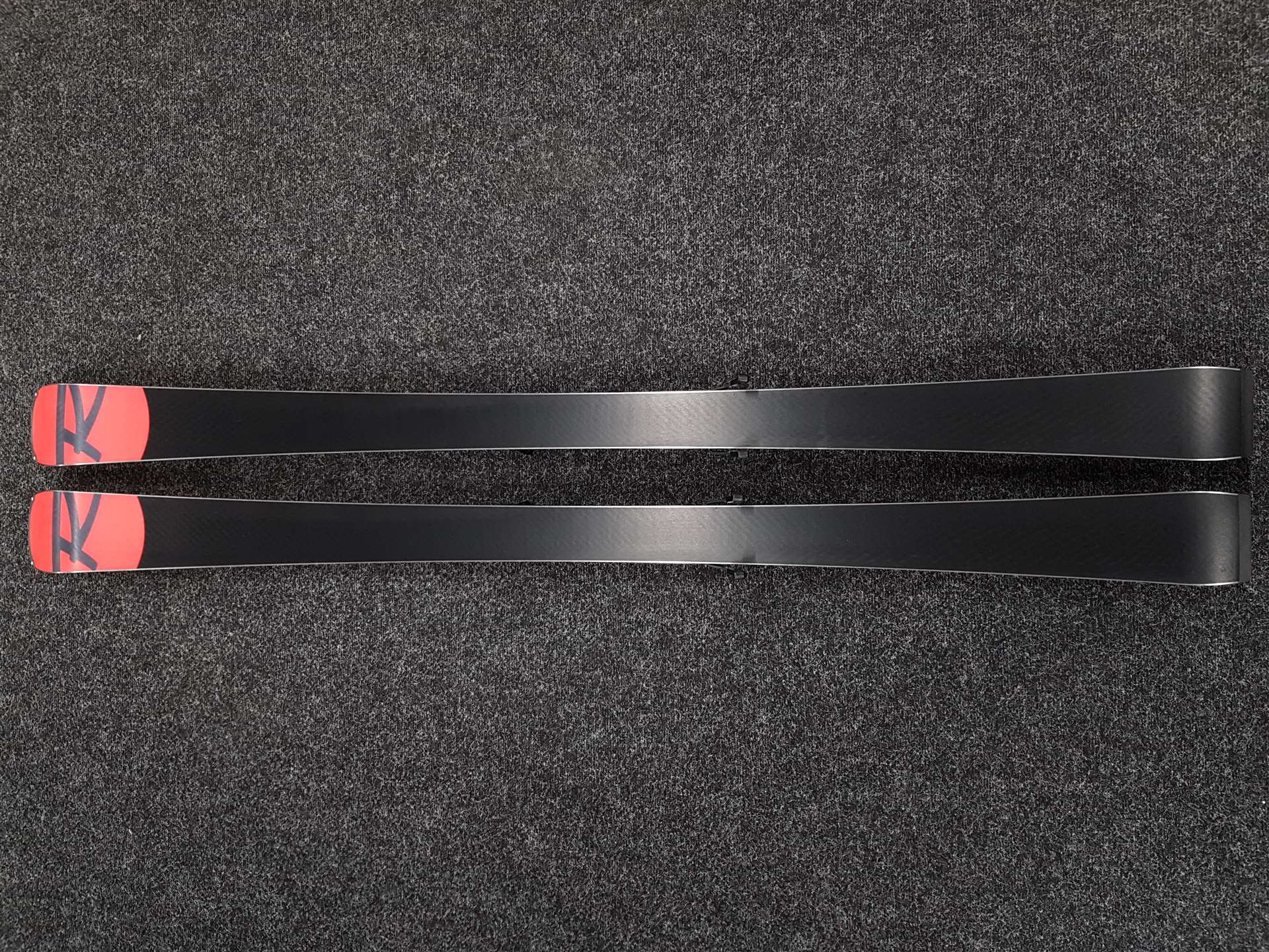 Použité lyže Rossignol Hero Elite Multi Turn Carbon