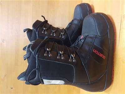 Použité snowboardové topánky BURTON Progression