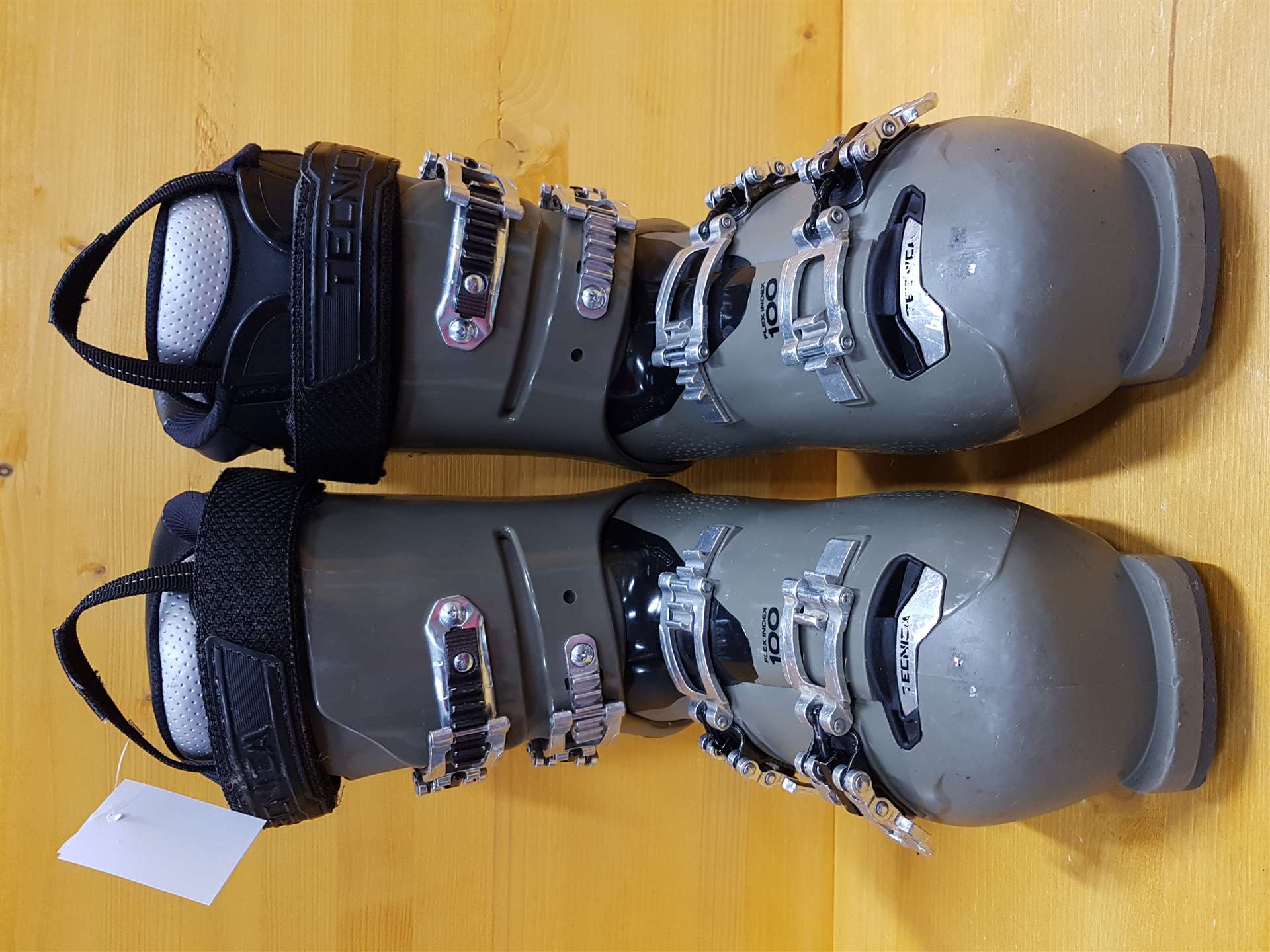 Použité lyžiarky Tecnica Mach Sport 100 HV RT