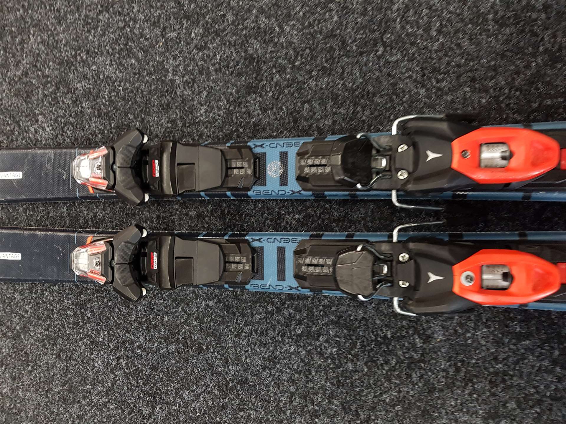 Použité lyže ATOMIC Vantage 72 + viazanie Atomic 10