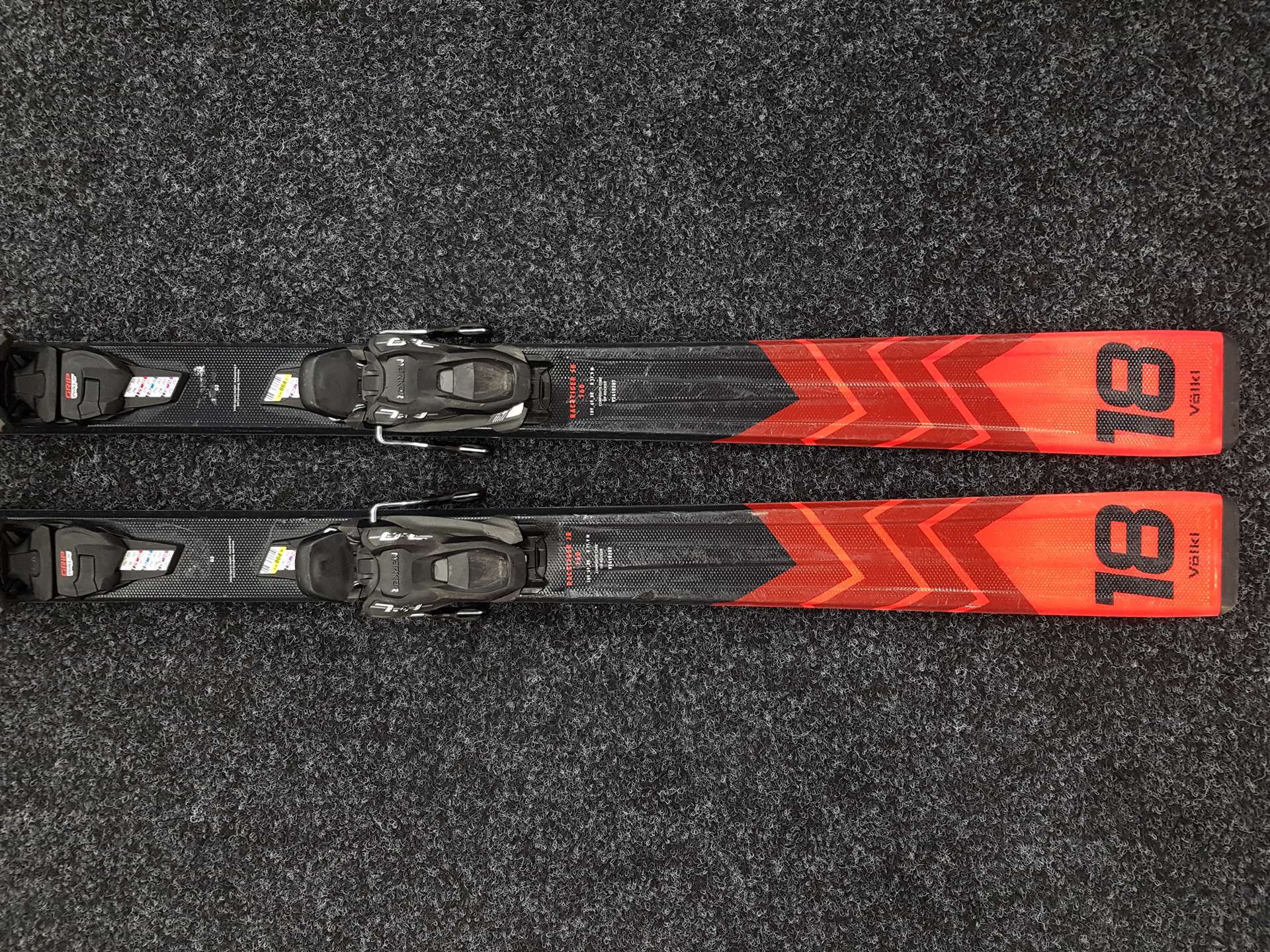Použité lyže VOLKL Racetiger 18 + viazanie Marker 7