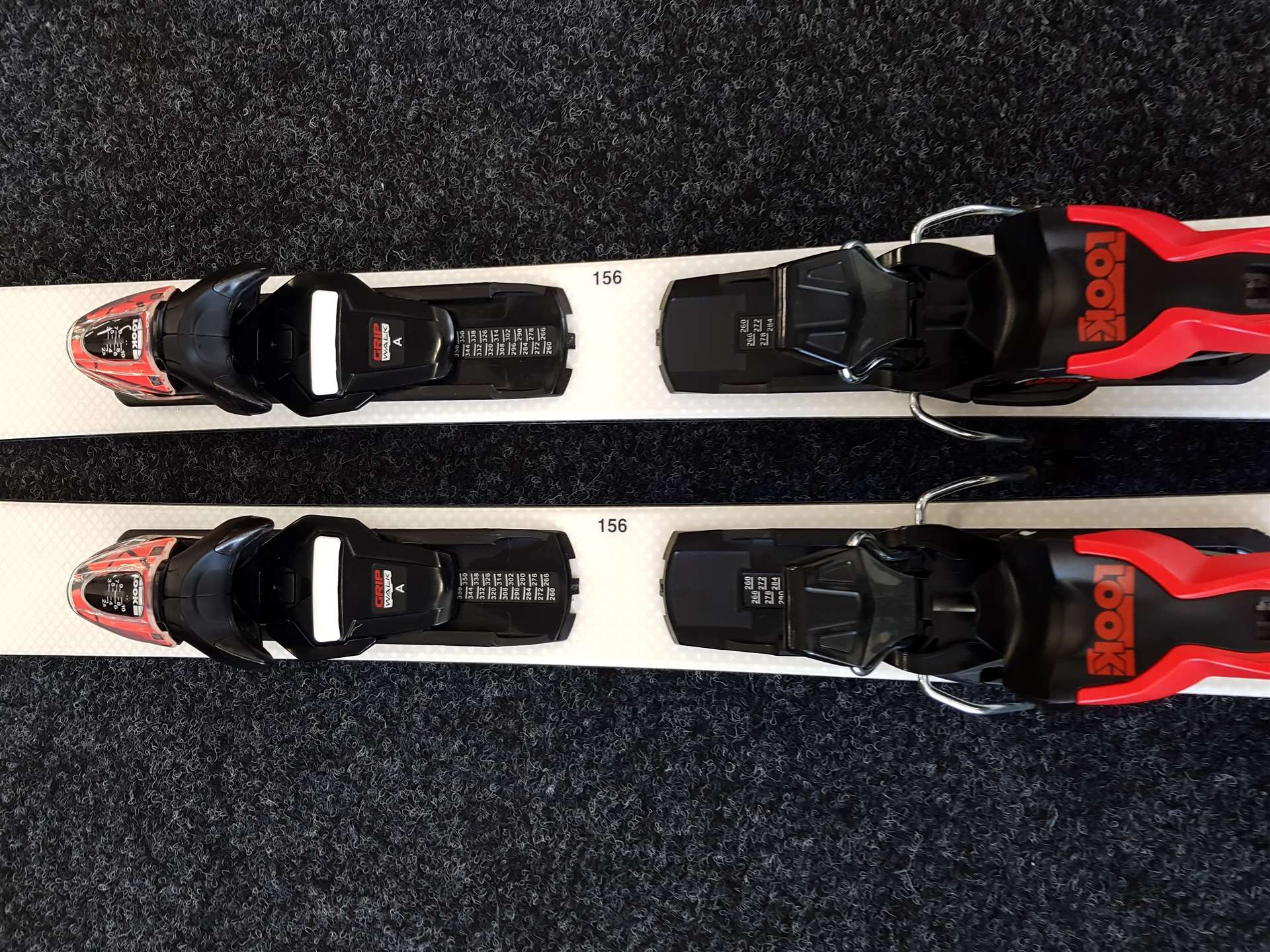 Použité lyže DYNASTAR  Speed 263 V tech + viazanie Look Xpress 10