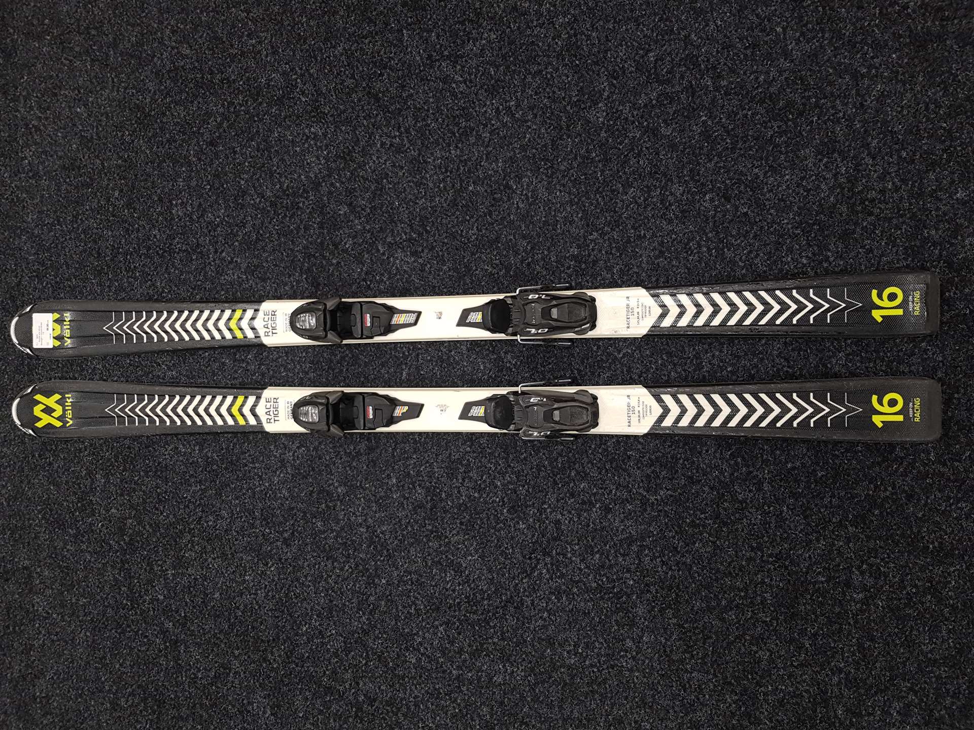 Použité lyže VOLKL Racetiger + viazanie Marker 7.0