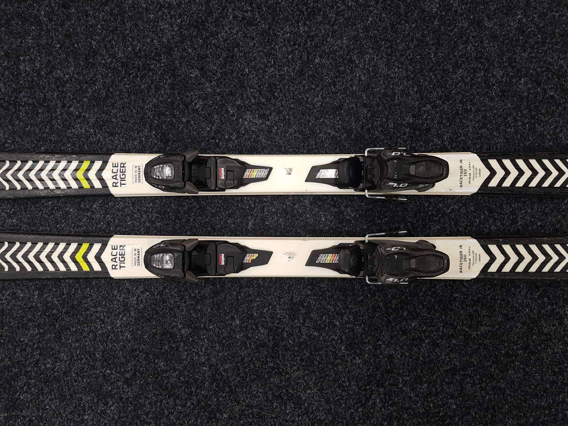 Použité lyže VOLKL Racetiger + viazanie Marker 7.0