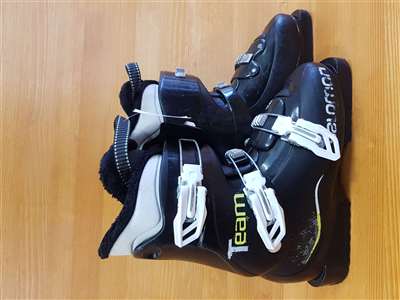 Použité lyžiarky SALOMON Team