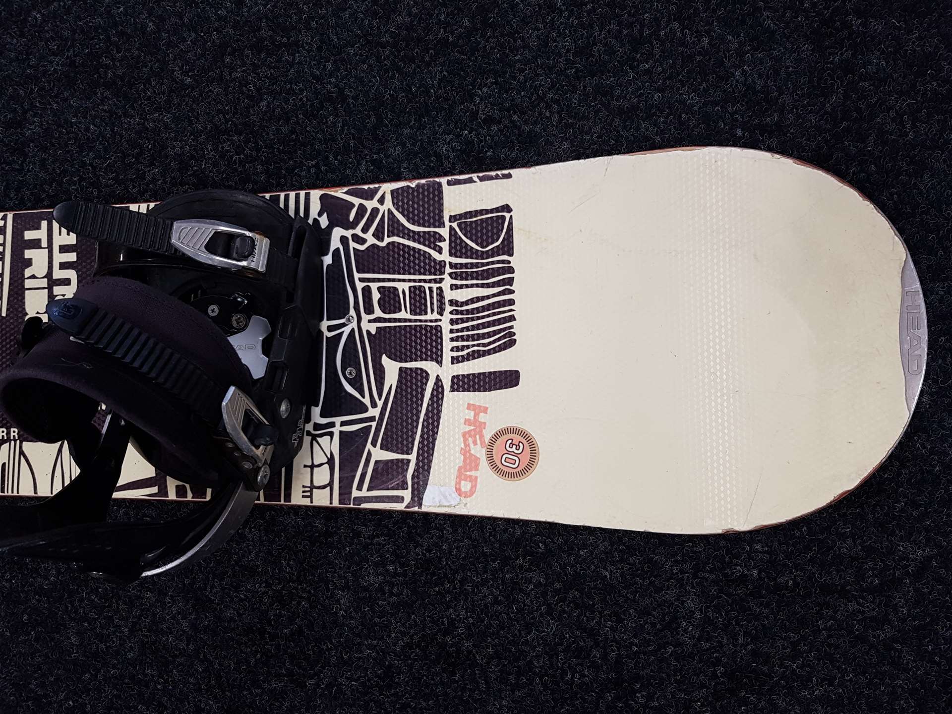 Použitý snowboard Head Tribute + viazanie Head veľkosť S