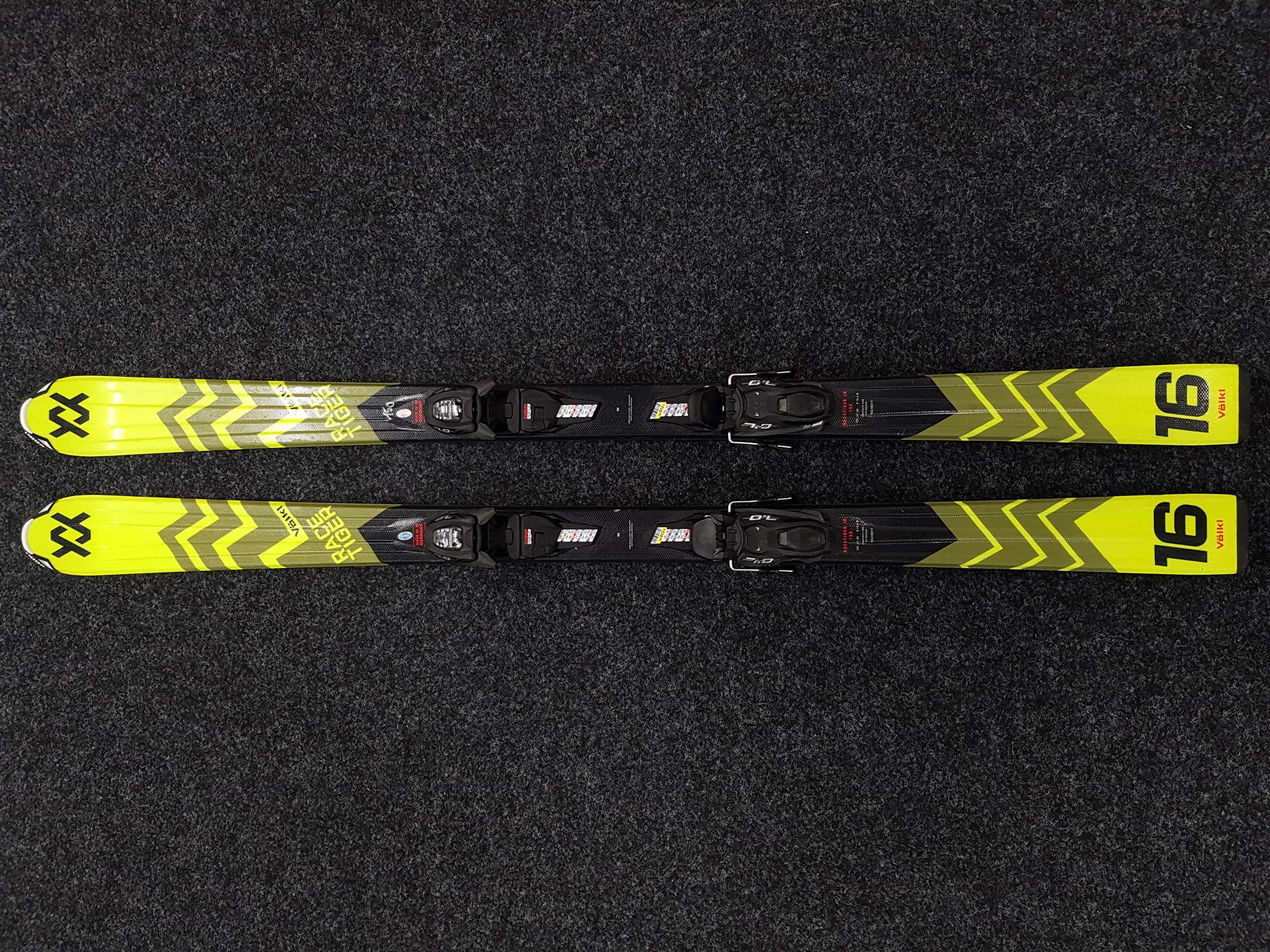 Použité lyže VOLKL Race Tiger + viazanie Marker 7.0