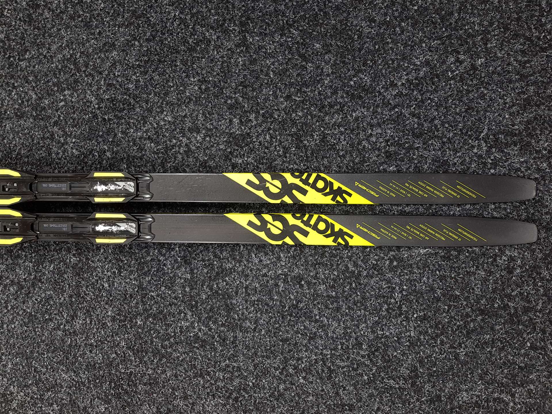 Použité bežecké lyže Fischer SCS Skate + NNN viazanie Fischer