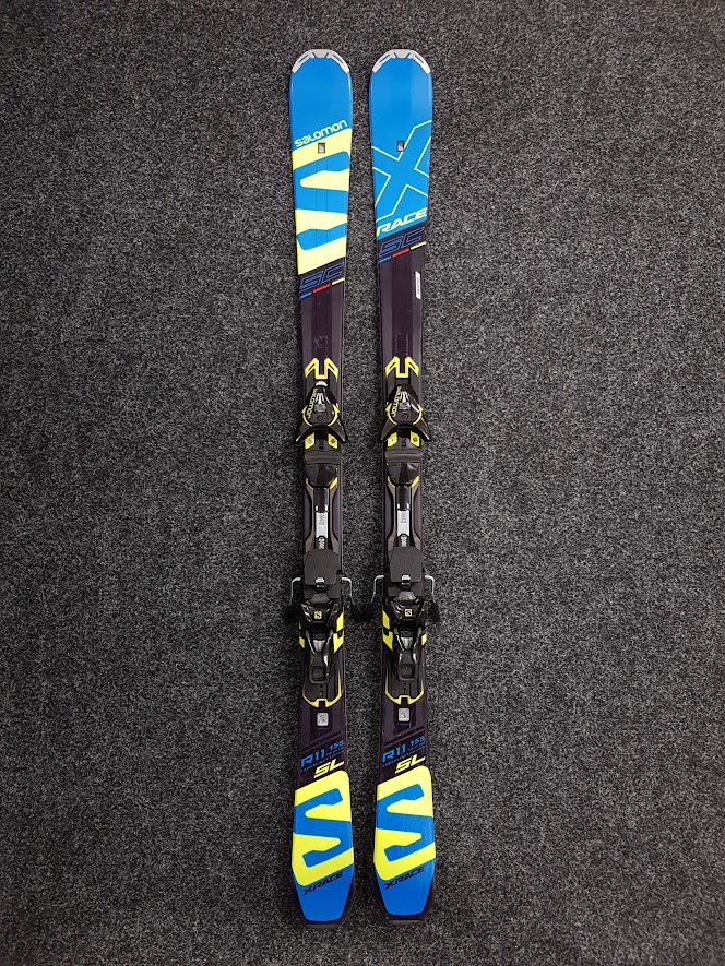 Bazaar Ski Salomon XRACE SC SL