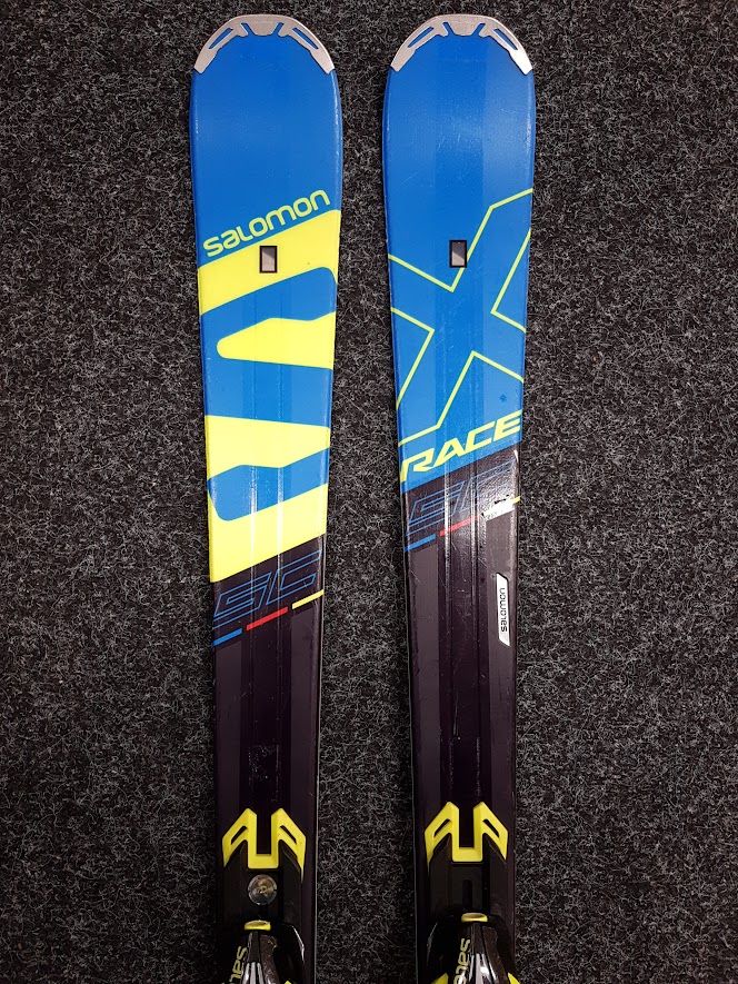 Bazaar Ski Salomon XRACE SC SL