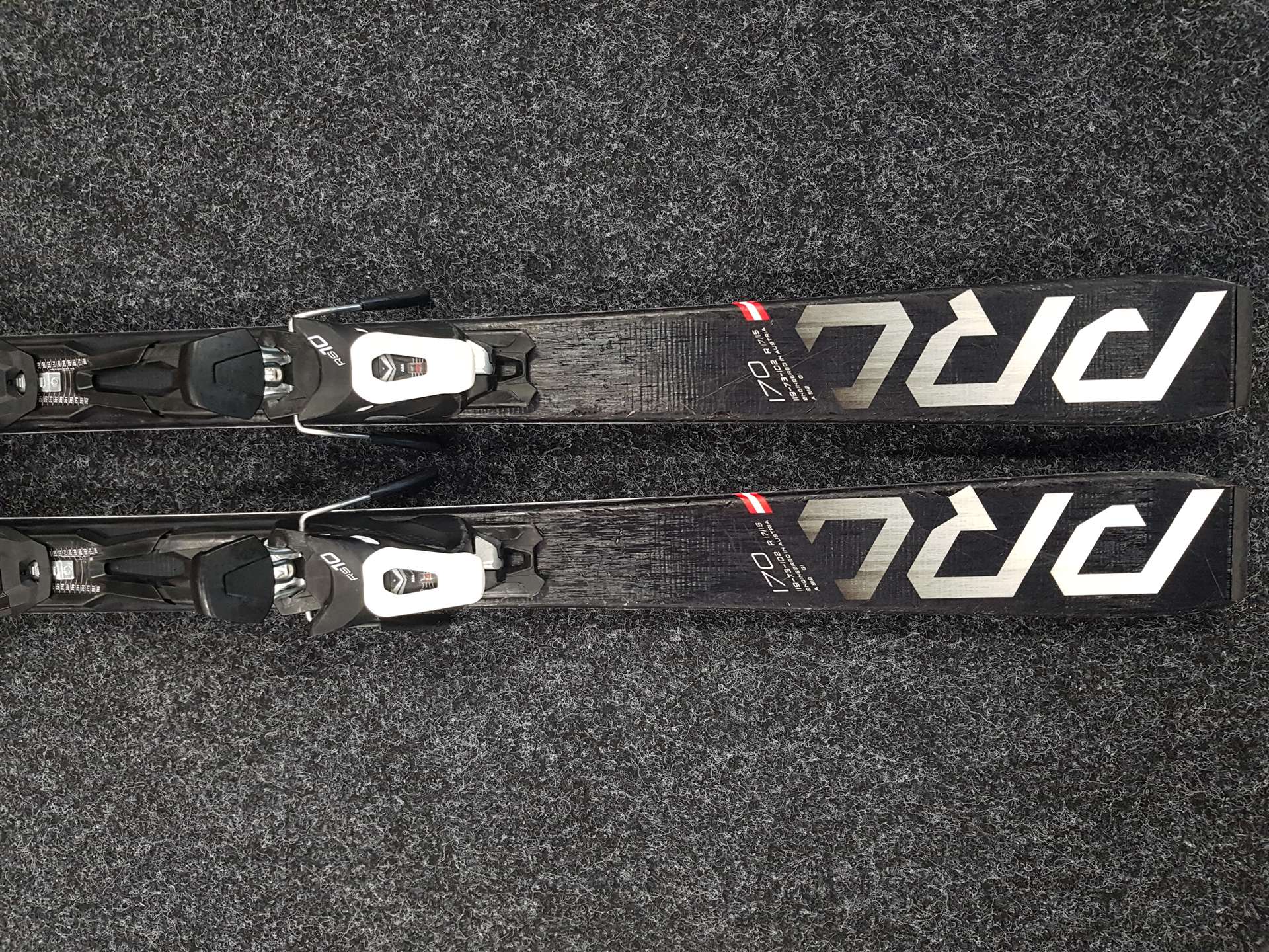 Použité lyže FISCHER Progressor X + viazanie Fischer RS 10