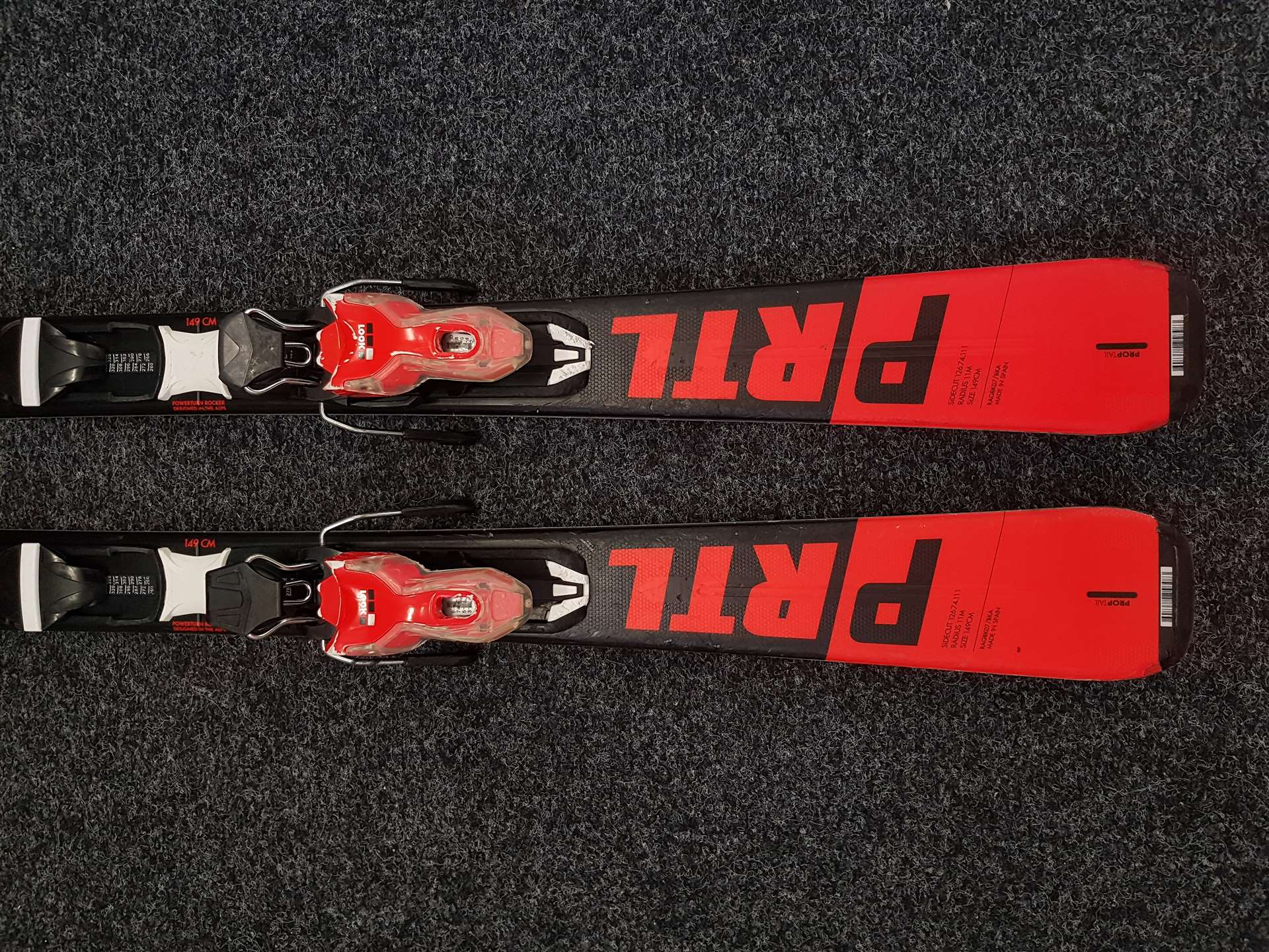 Bazárové  lyže  ROSSIGNOL Pursuit P RTL