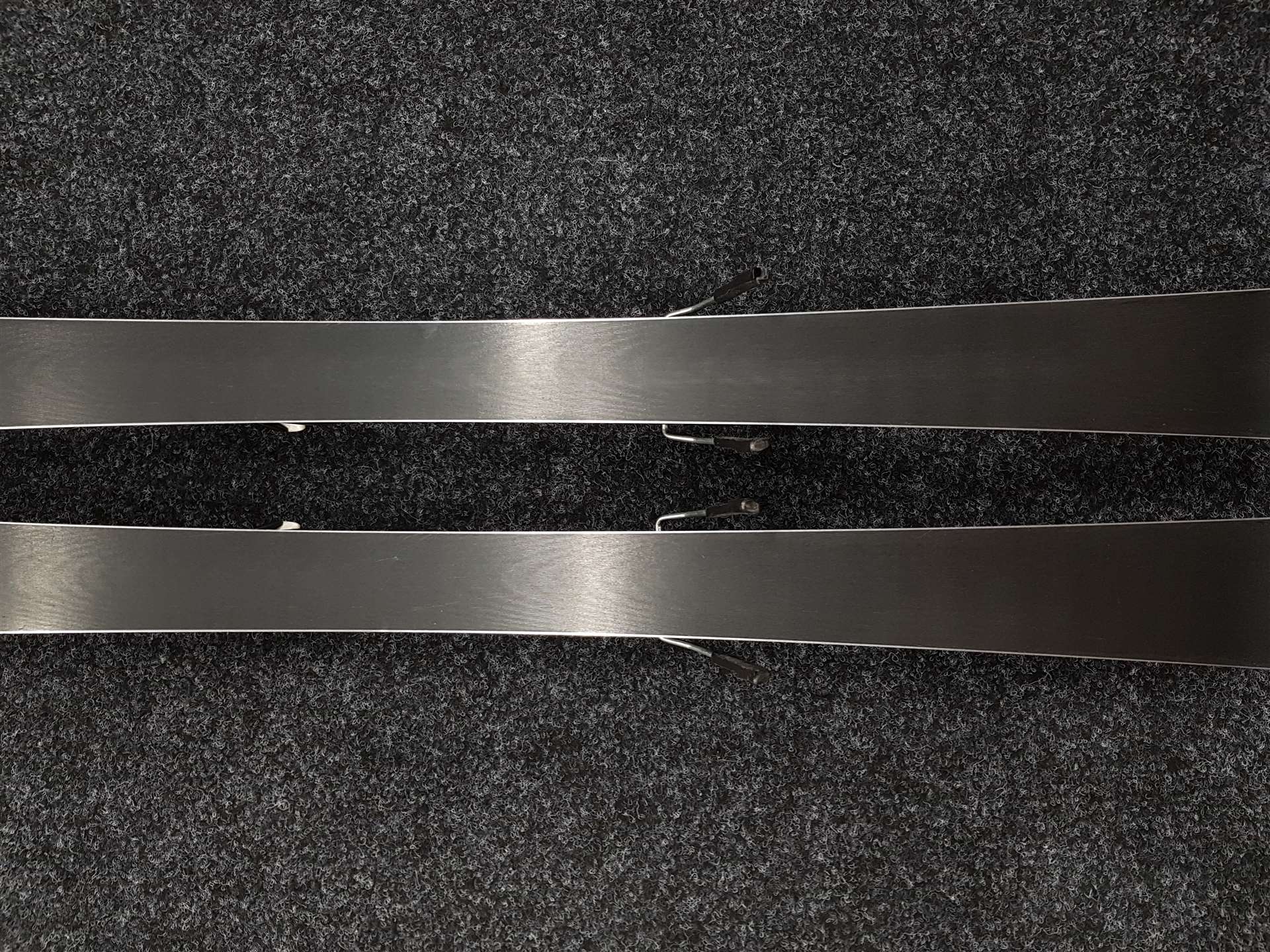 Použité lyže ROSSIGNOL Pursuit  + viazanie Rossignol 11