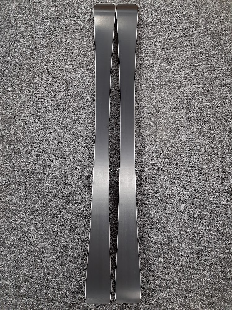 Použité lyže Rossignol Hero Limited C12
