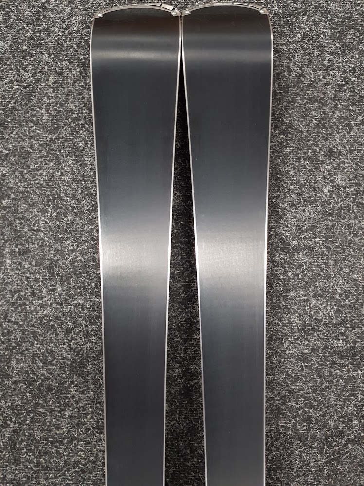 Použité lyže Rossignol Hero Limited C12
