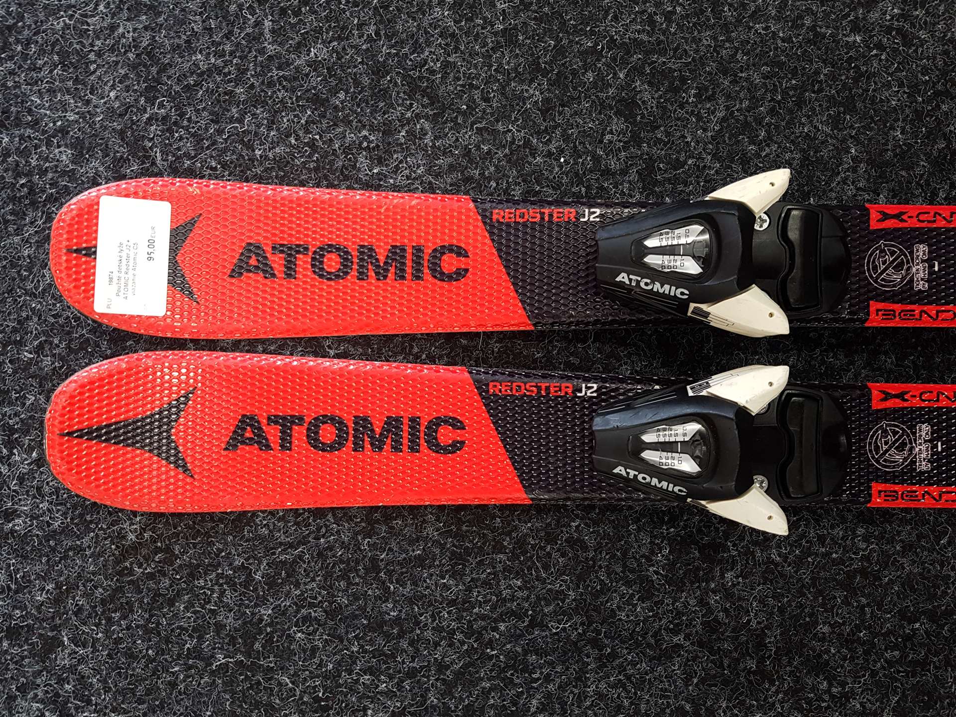 Použité detské lyže ATOMIC Redster J2 + viazanie Atomic C5