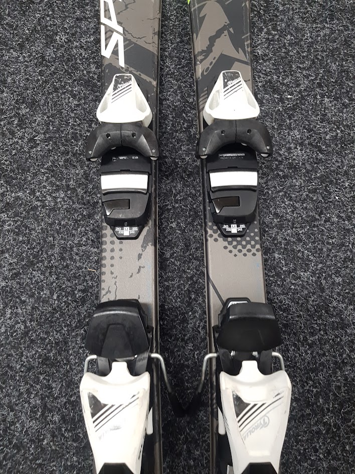 Použité lyže Sporten Street Team Junior Sport + viazanie Tyrolia SLR 4.5