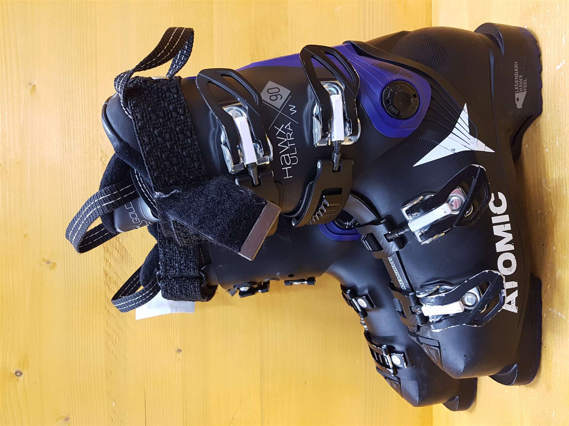 Použité lyžiarky Atomic Hawx Ultra W 90