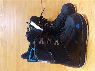 Použité snowboardové topánky BURTON Progression W
