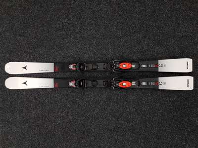 Použité lyže ATOMIC Redster SC + viazanie Atomic 10
