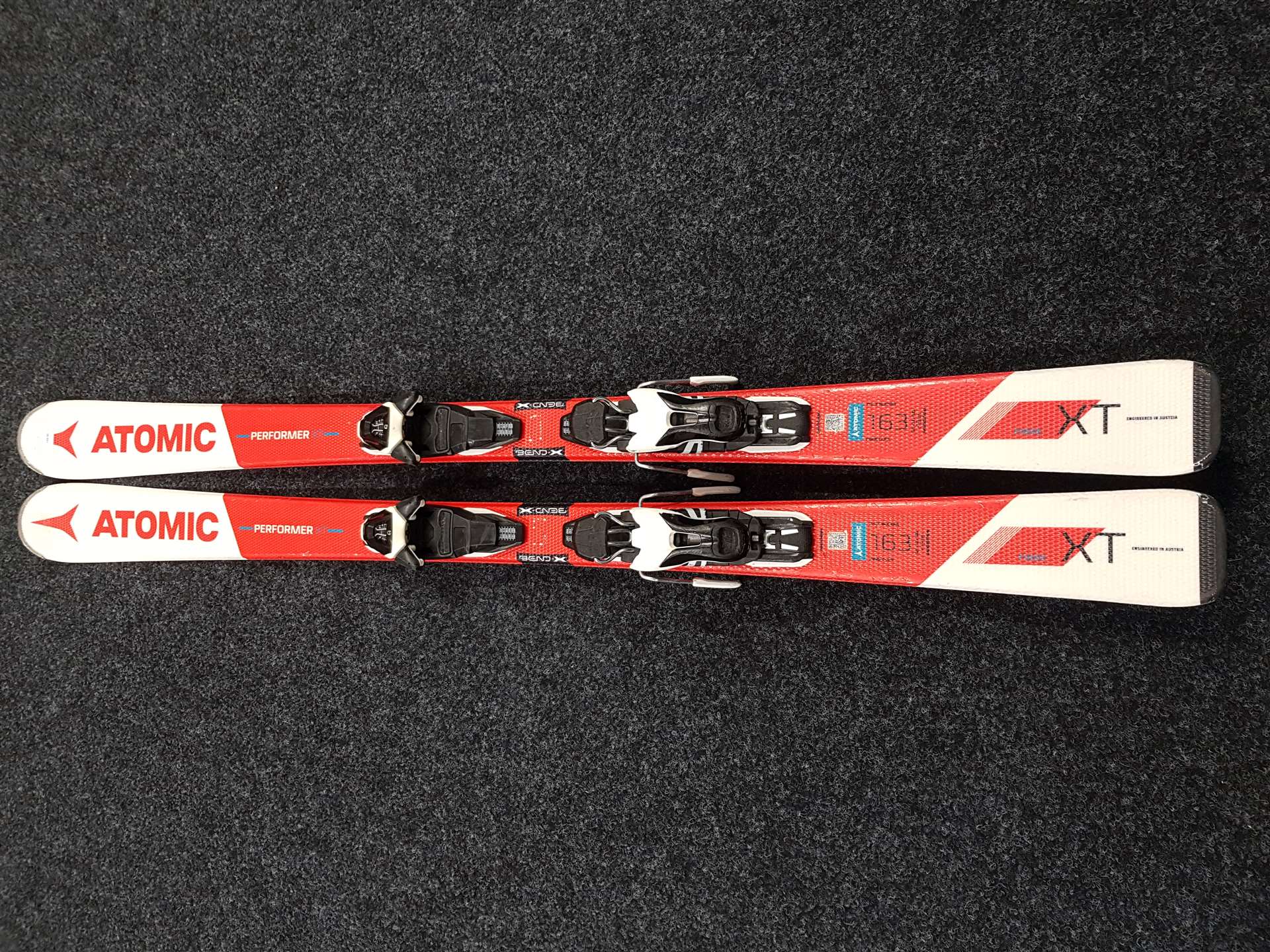 Použité lyže ATOMIC Performer XT + viazanie Atomic 10.0
