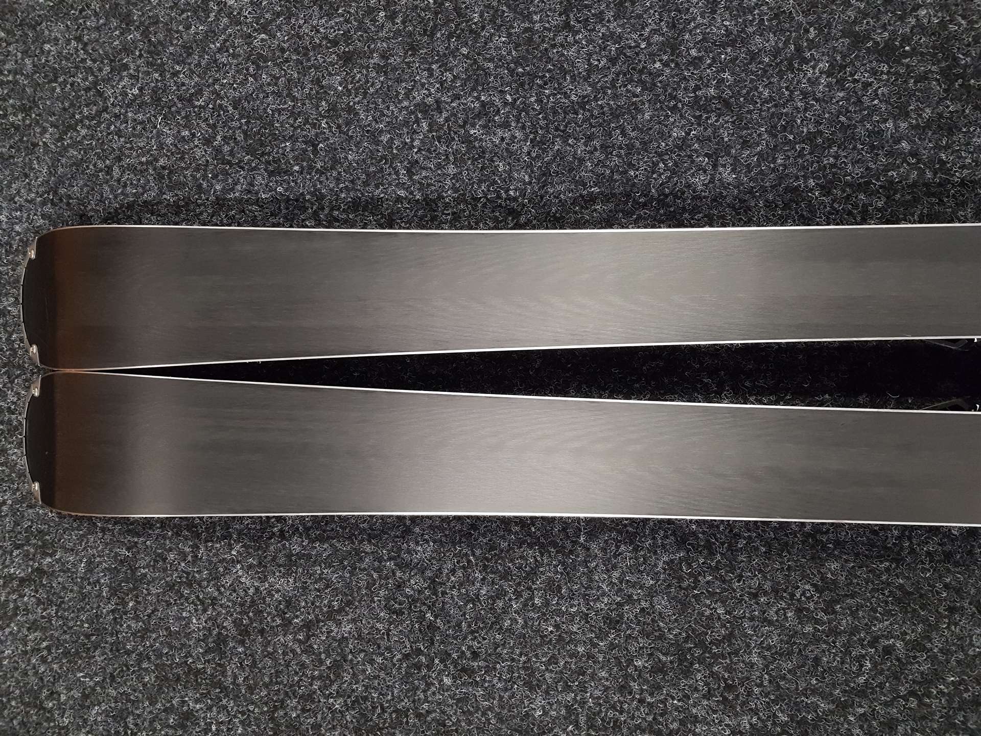 Použité lyže ATOMIC Performer XT + viazanie Atomic 10.0