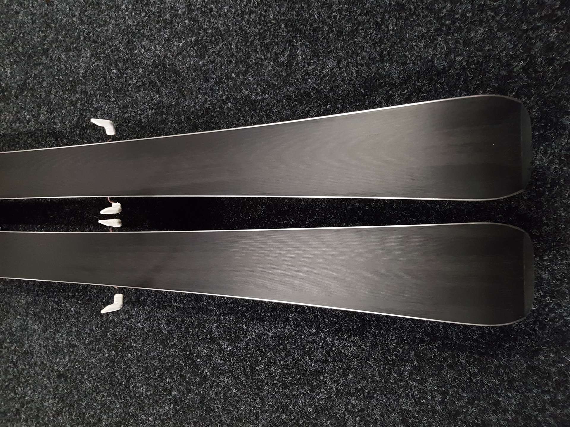 Použité lyže ATOMIC Performer XT + viazanie Atomic 10.0