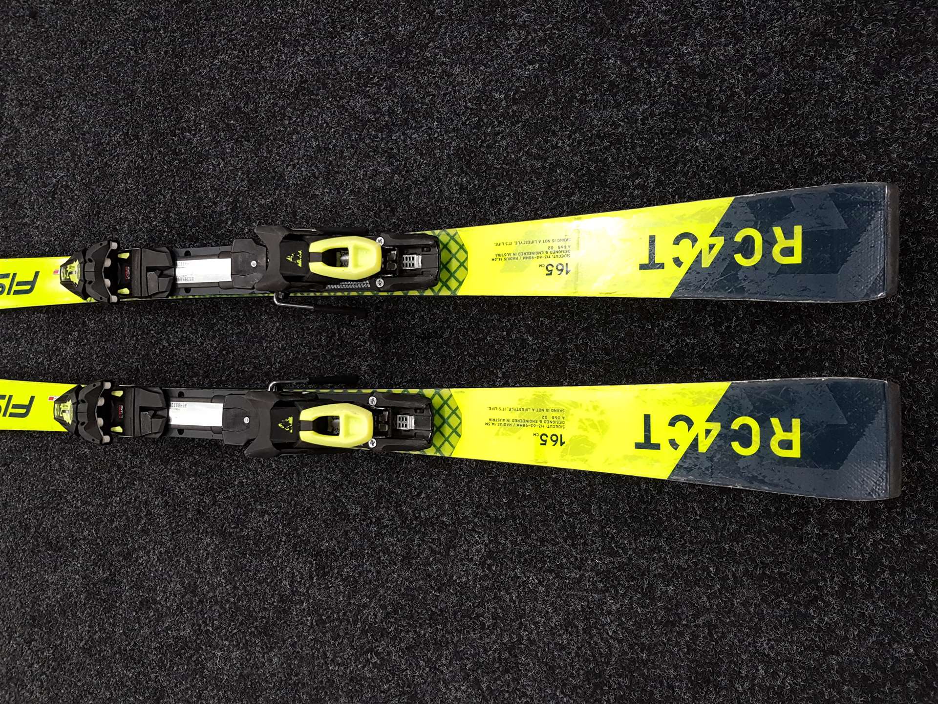 Použité lyže FISCHER RC 4 CT + viazanie Fischer Z13