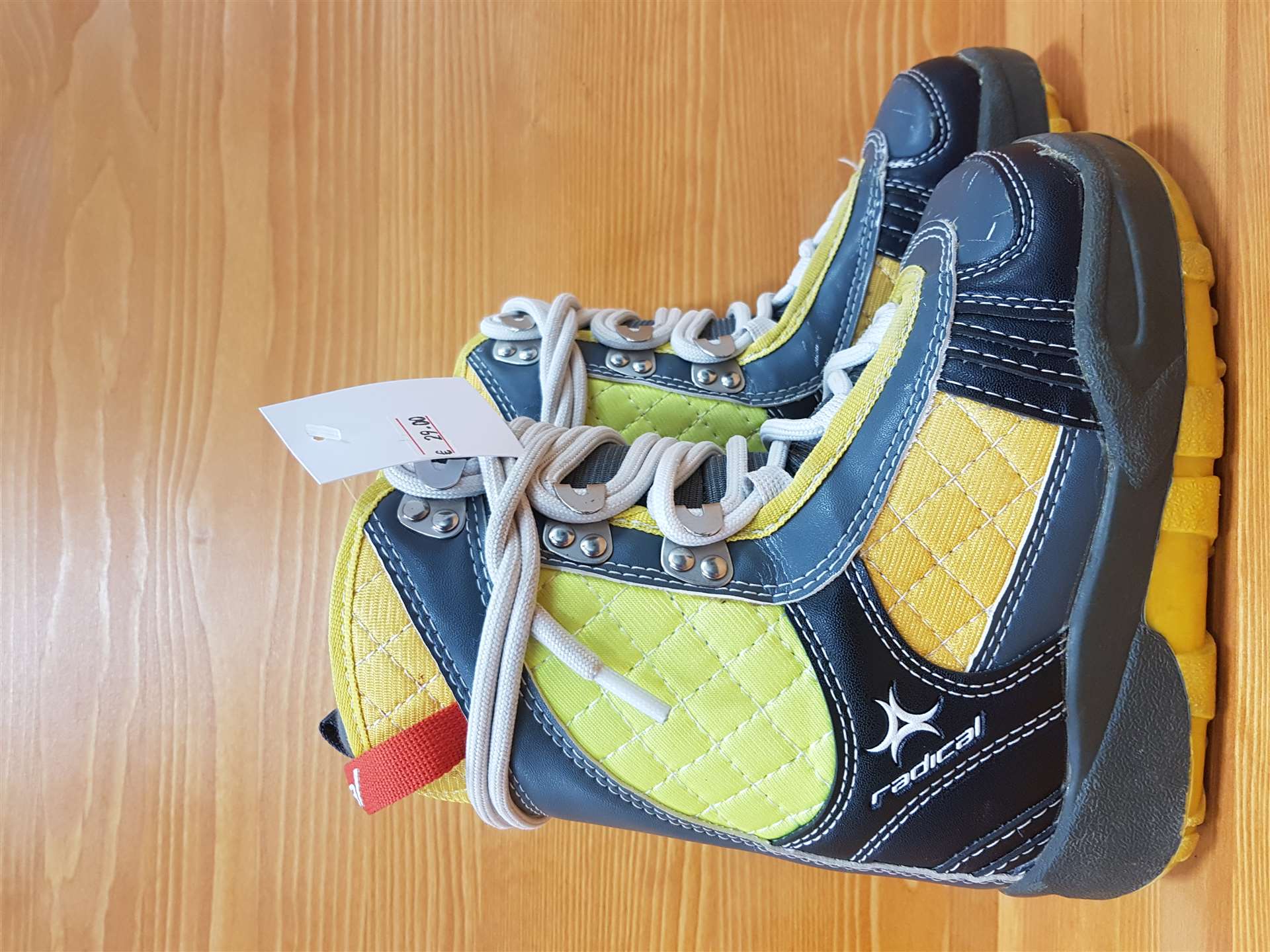 Použité snowboardové topánky RADICAL