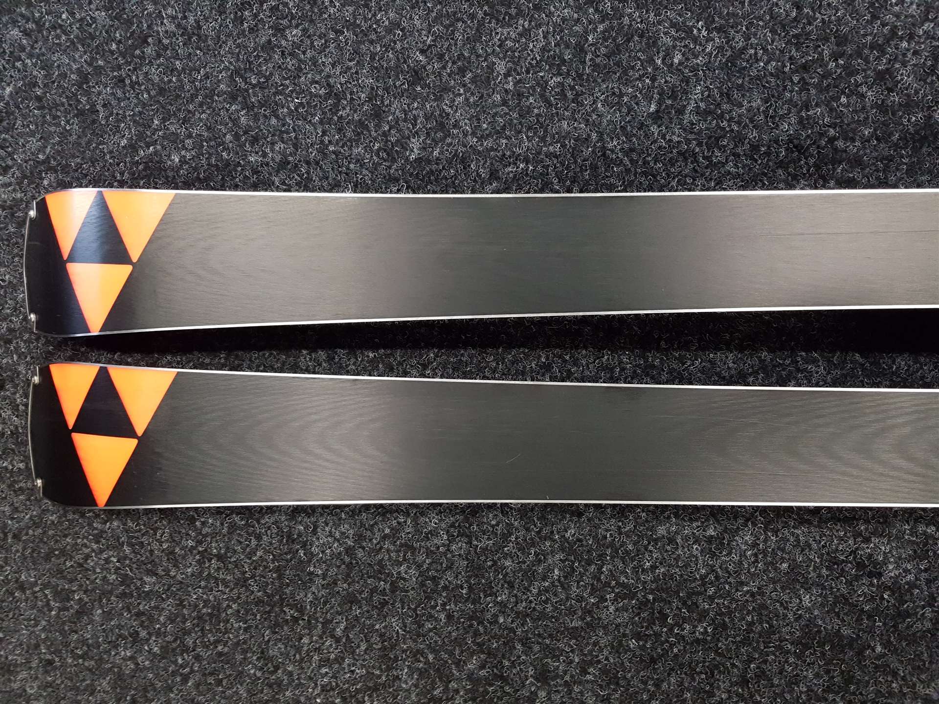 Použité lyže FISCHER The Curv DTX + viazanie Fischer RSX 12
