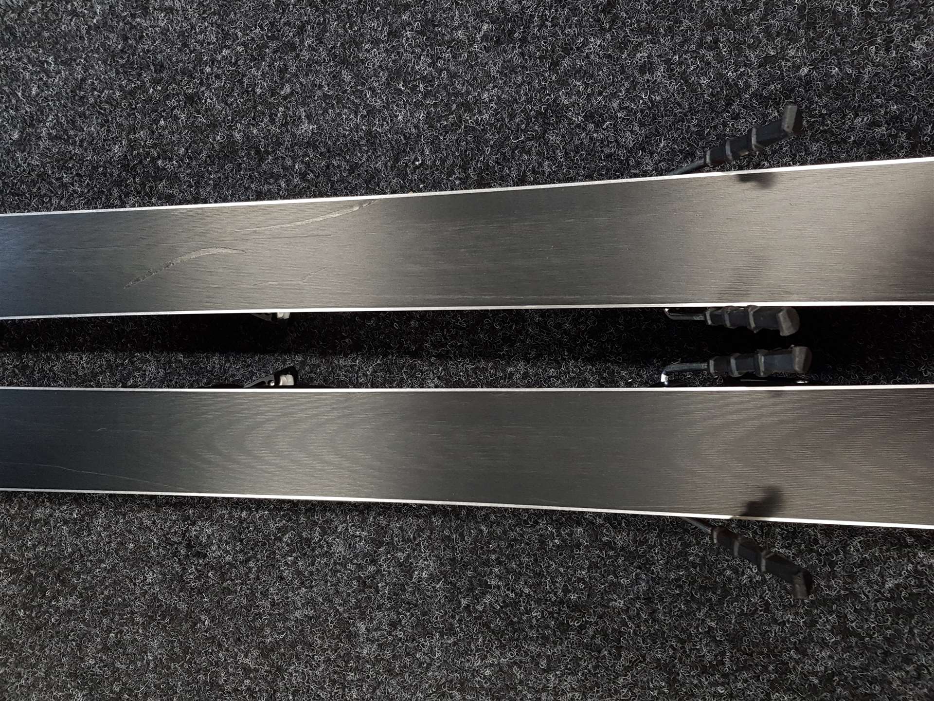 Použité lyže FISCHER The Curv DTX + viazanie Fischer RSX 12