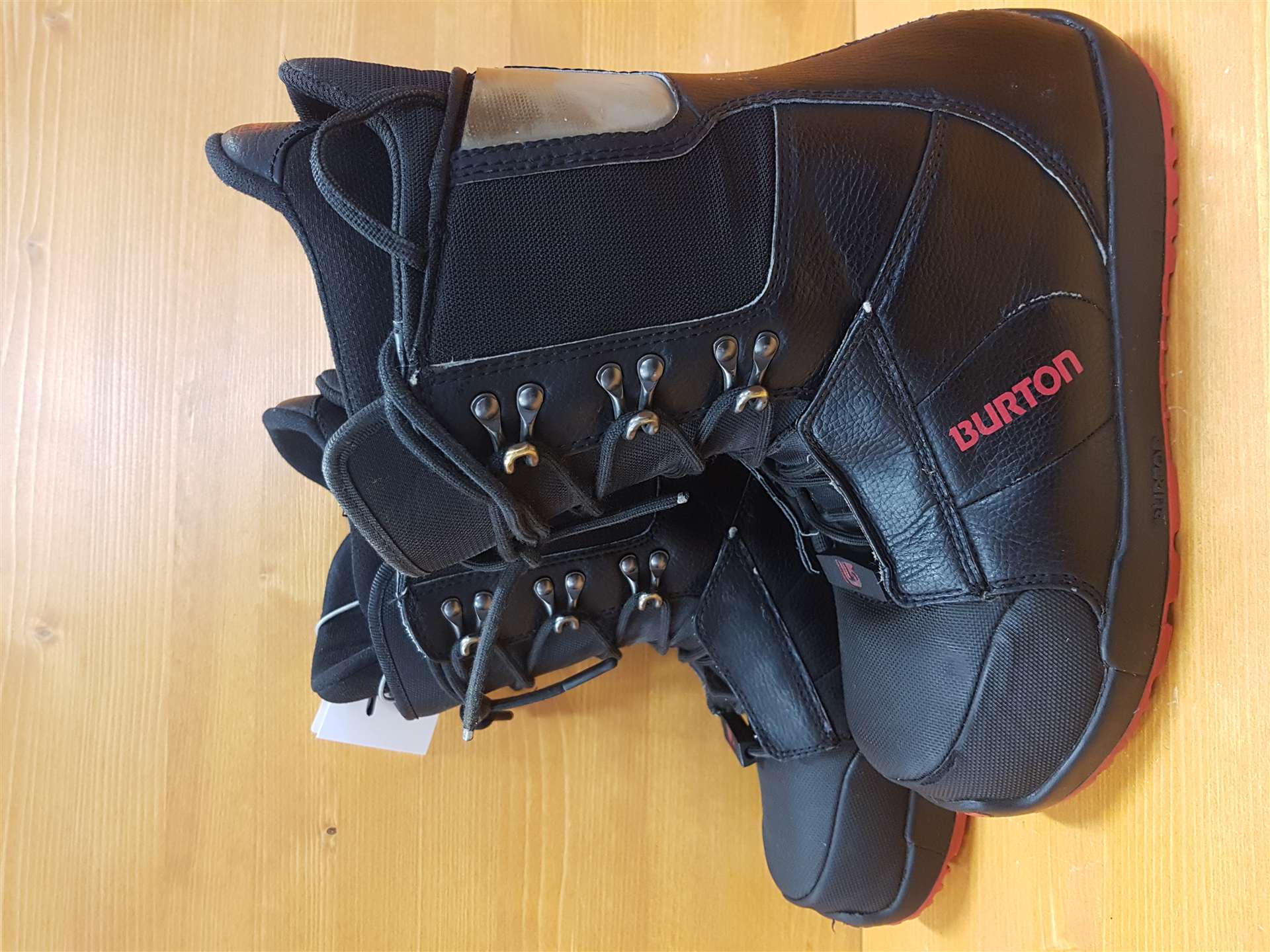 Použité snowboardové topánky BURTON Progression