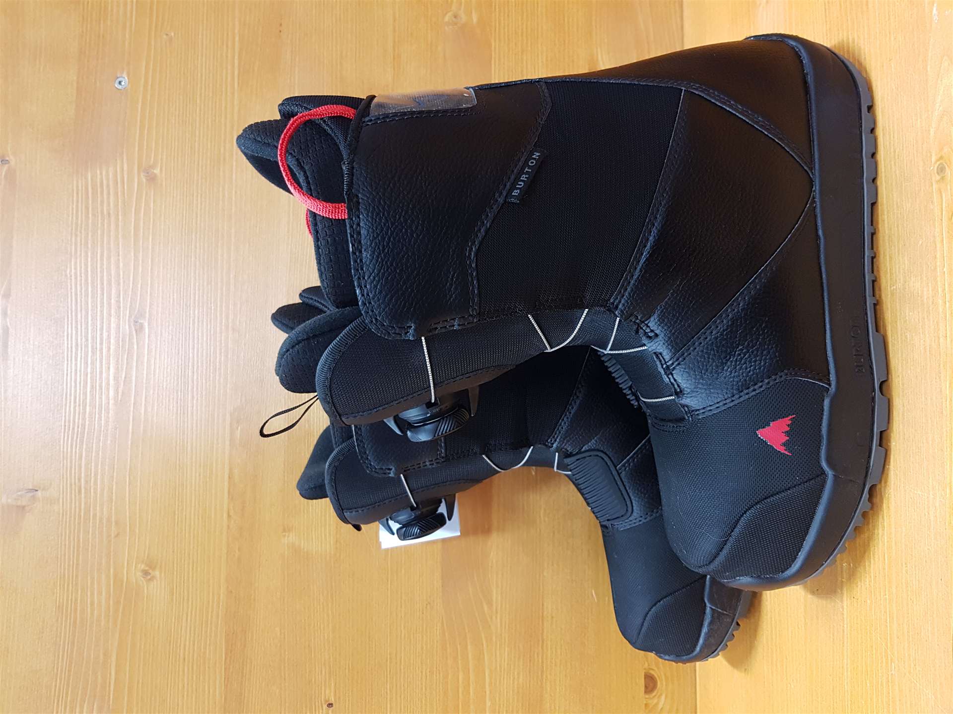Použité snowboardové topánky BURTON Progression Boa