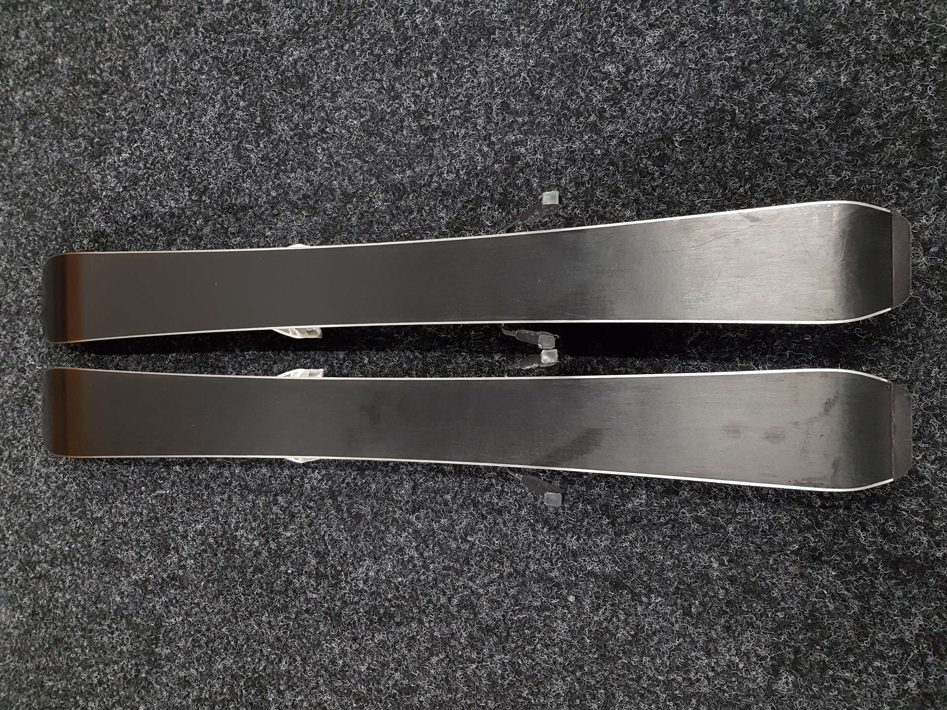 Použité lyže ATOMIC Redster J2  + viazanie Atomic C5 4,5