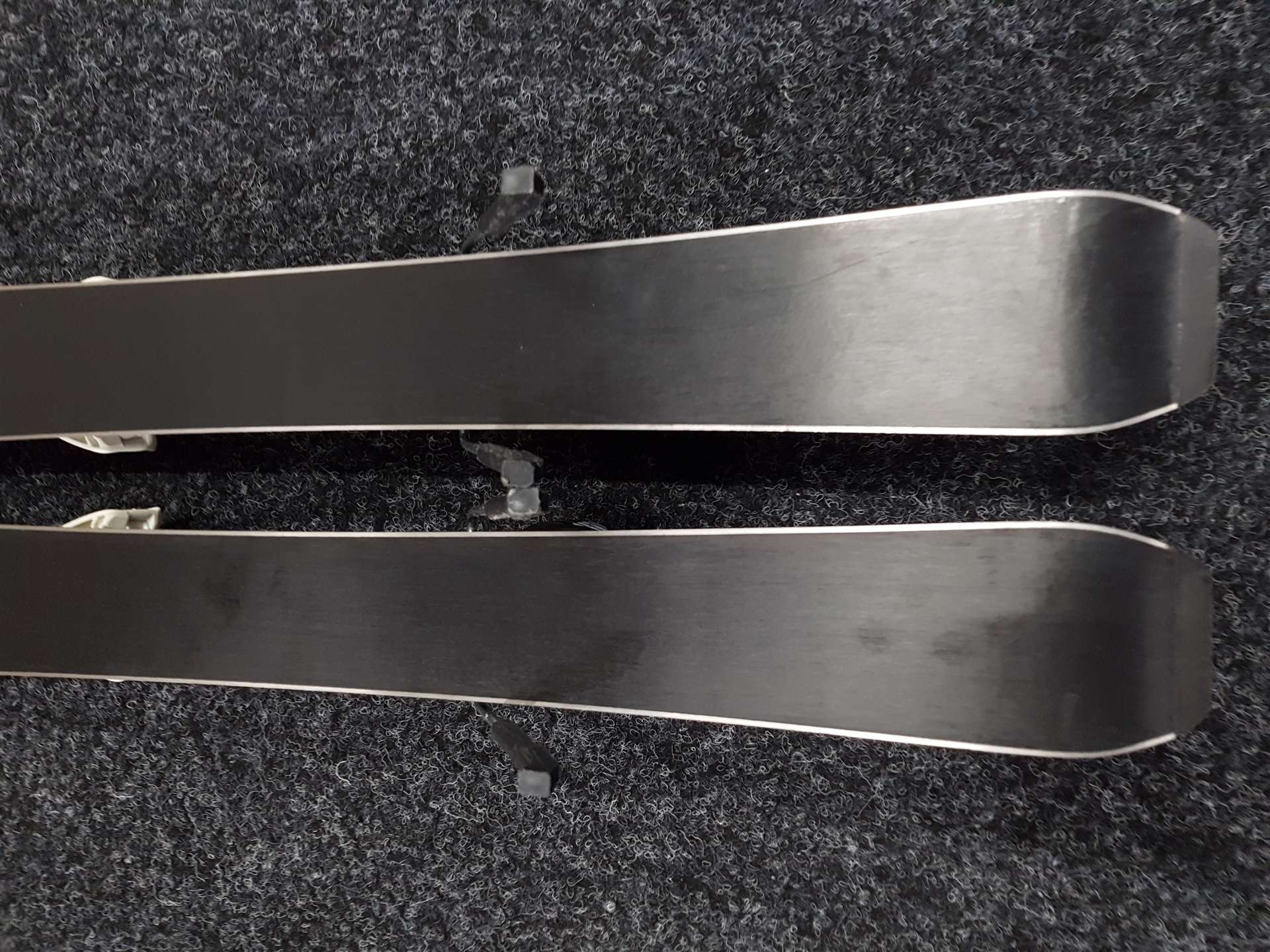 Použité lyže ATOMIC Redster J2  + viazanie Atomic C5 4,5